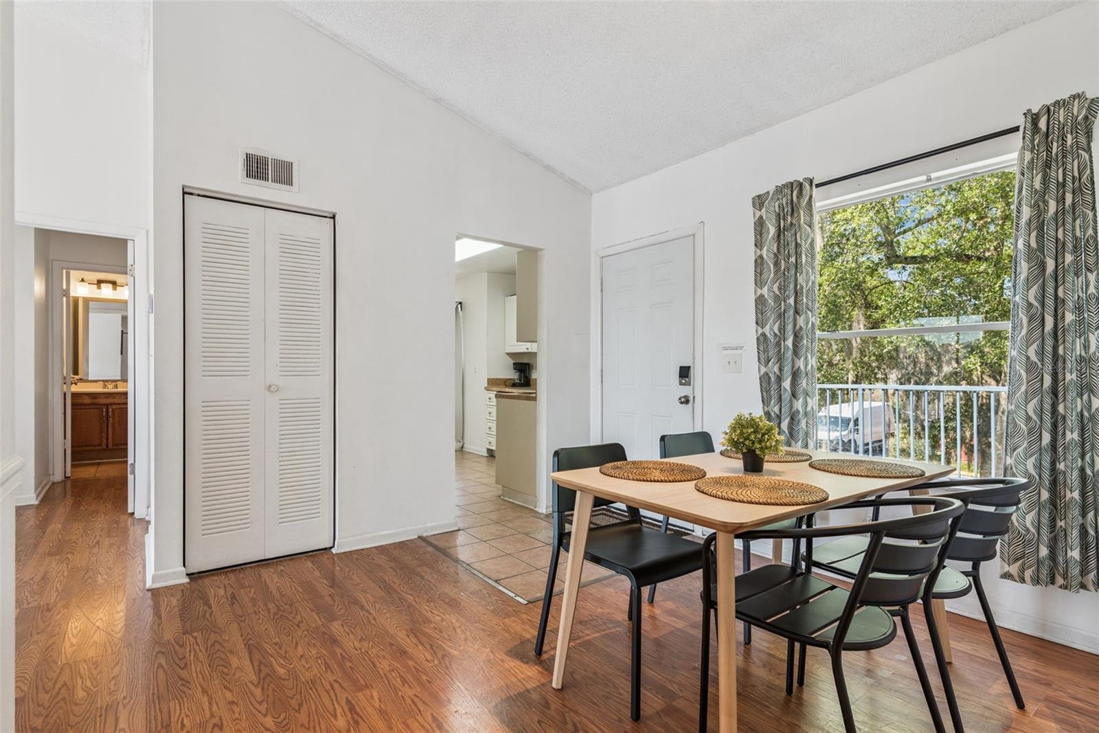 2564 WOODGATE BLVD #204, ORLANDO, FL, 32822