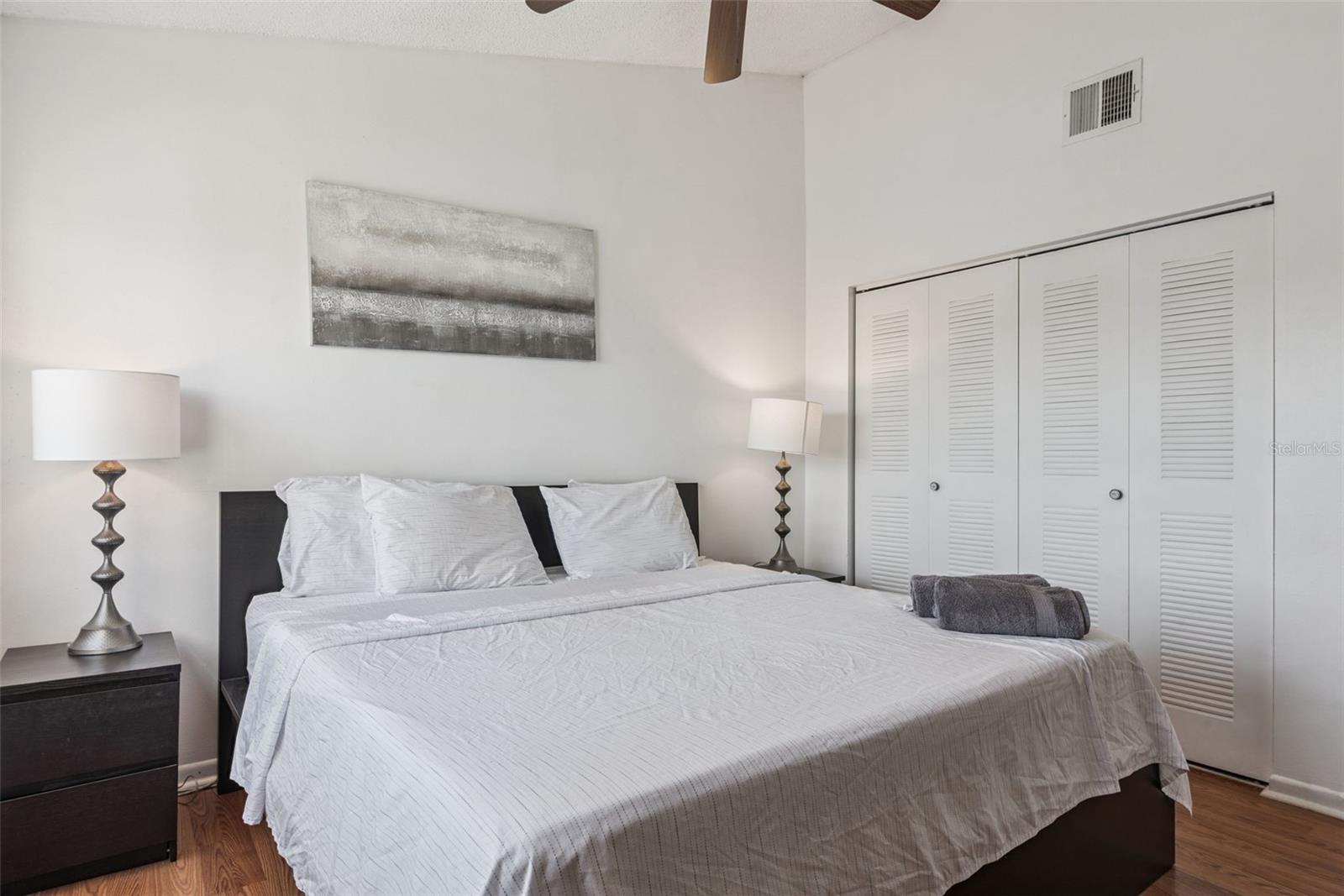 2564 WOODGATE BLVD #204, ORLANDO, FL, 32822