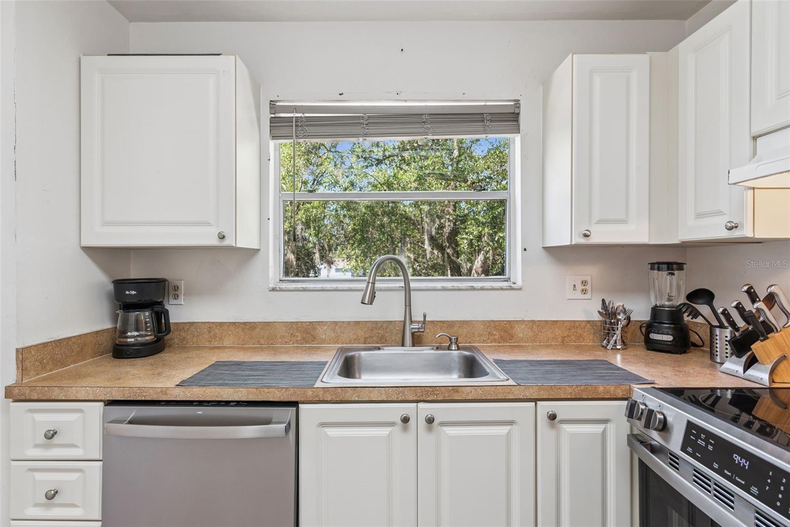 2564 WOODGATE BLVD #204, ORLANDO, FL, 32822