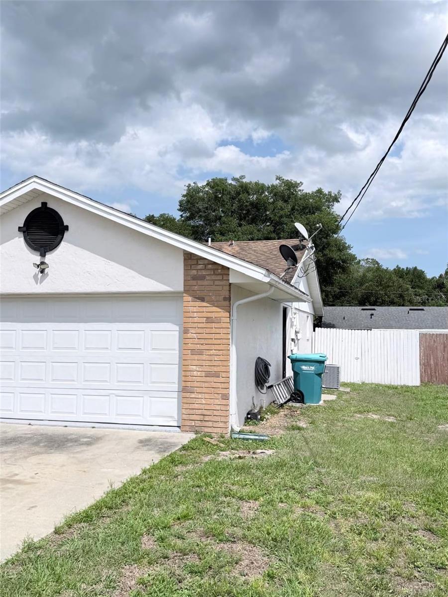 3237 LONDON AVE, DELTONA, FL, 32738