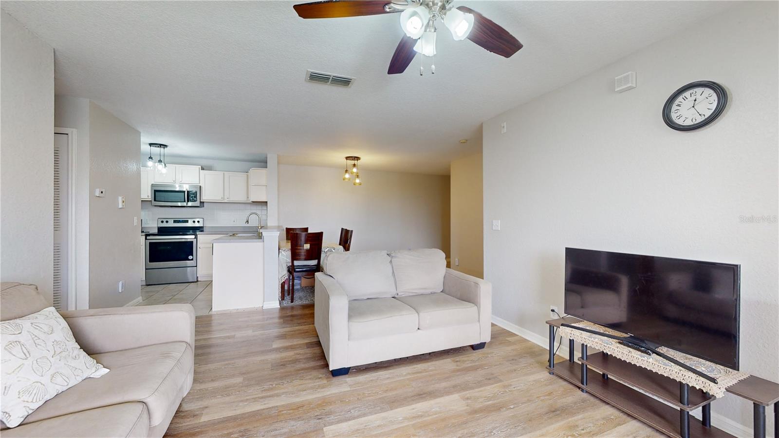 8801 LATREC AVE #8208, ORLANDO, FL, 32819