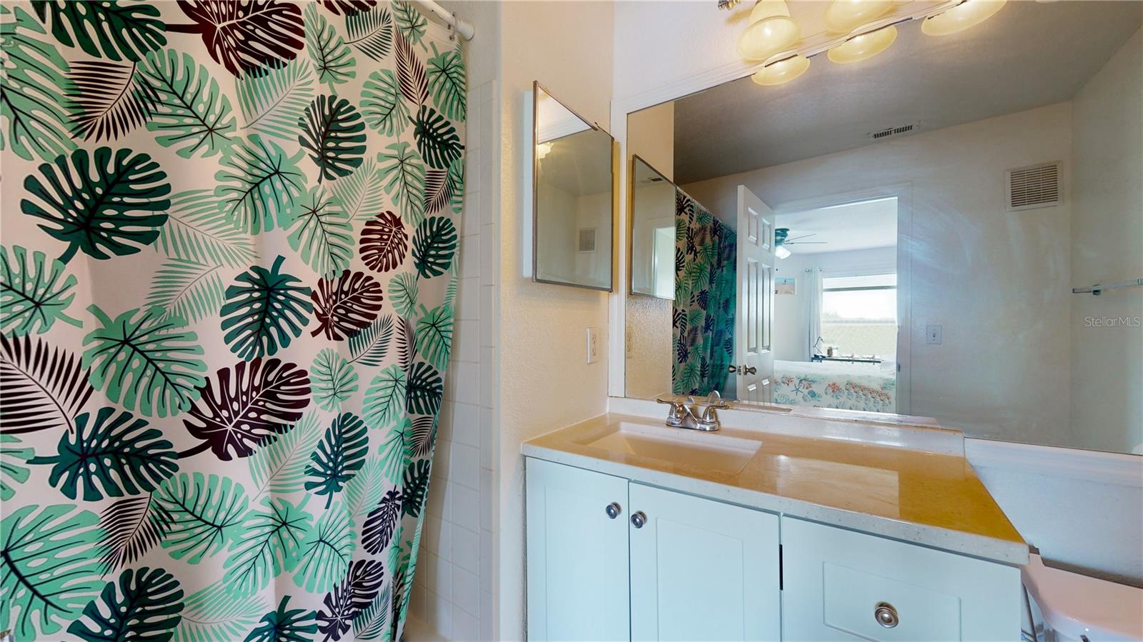 8801 LATREC AVE #8208, ORLANDO, FL, 32819