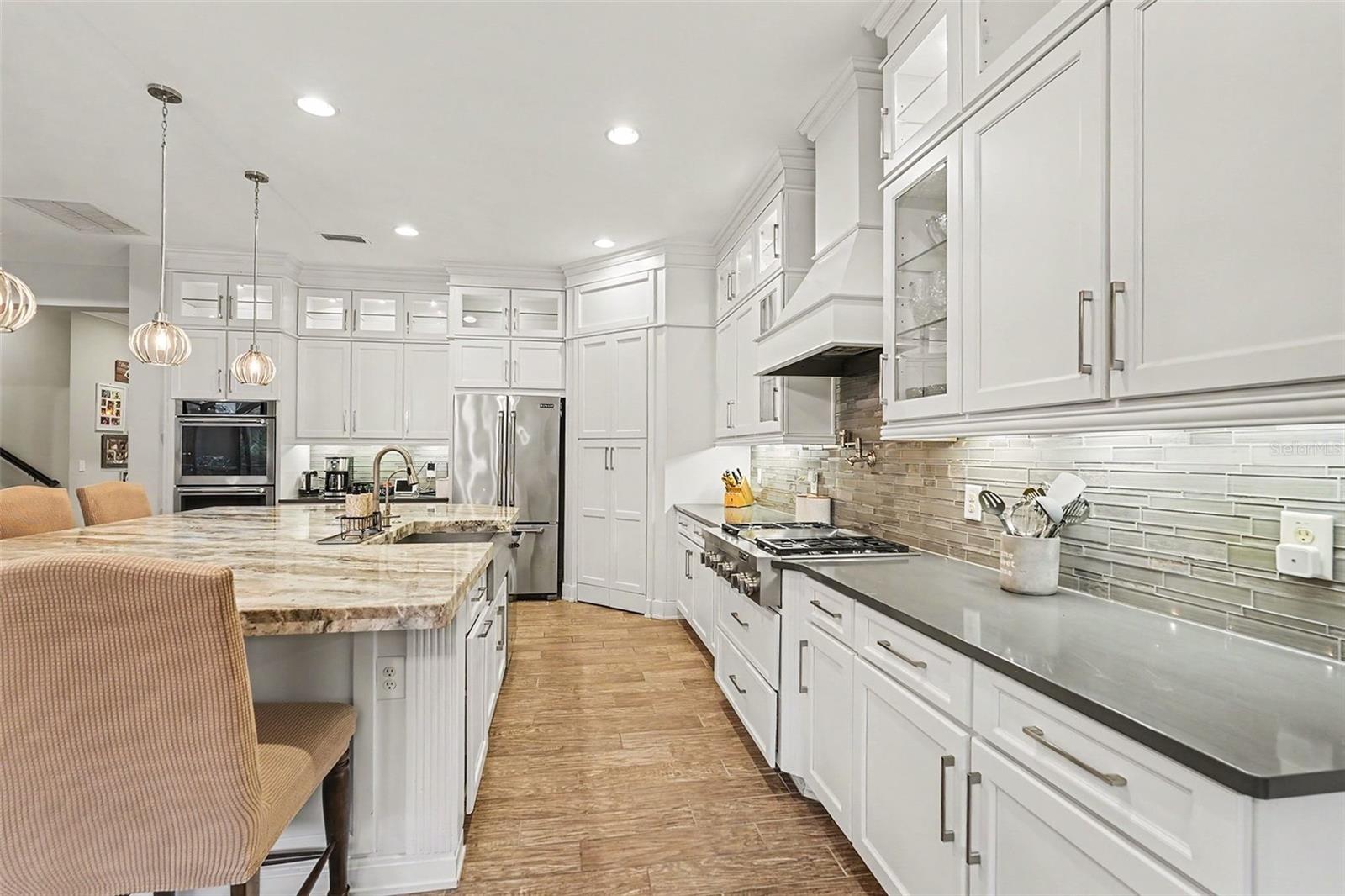 18213 PINE HAMMOCK BLVD, LUTZ, FL, 33548