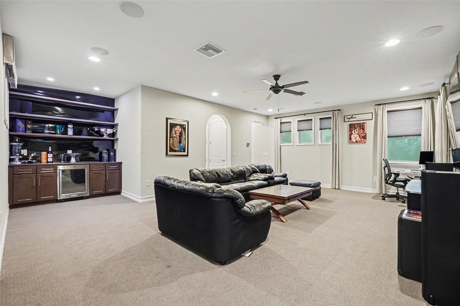 18213 PINE HAMMOCK BLVD, LUTZ, FL, 33548