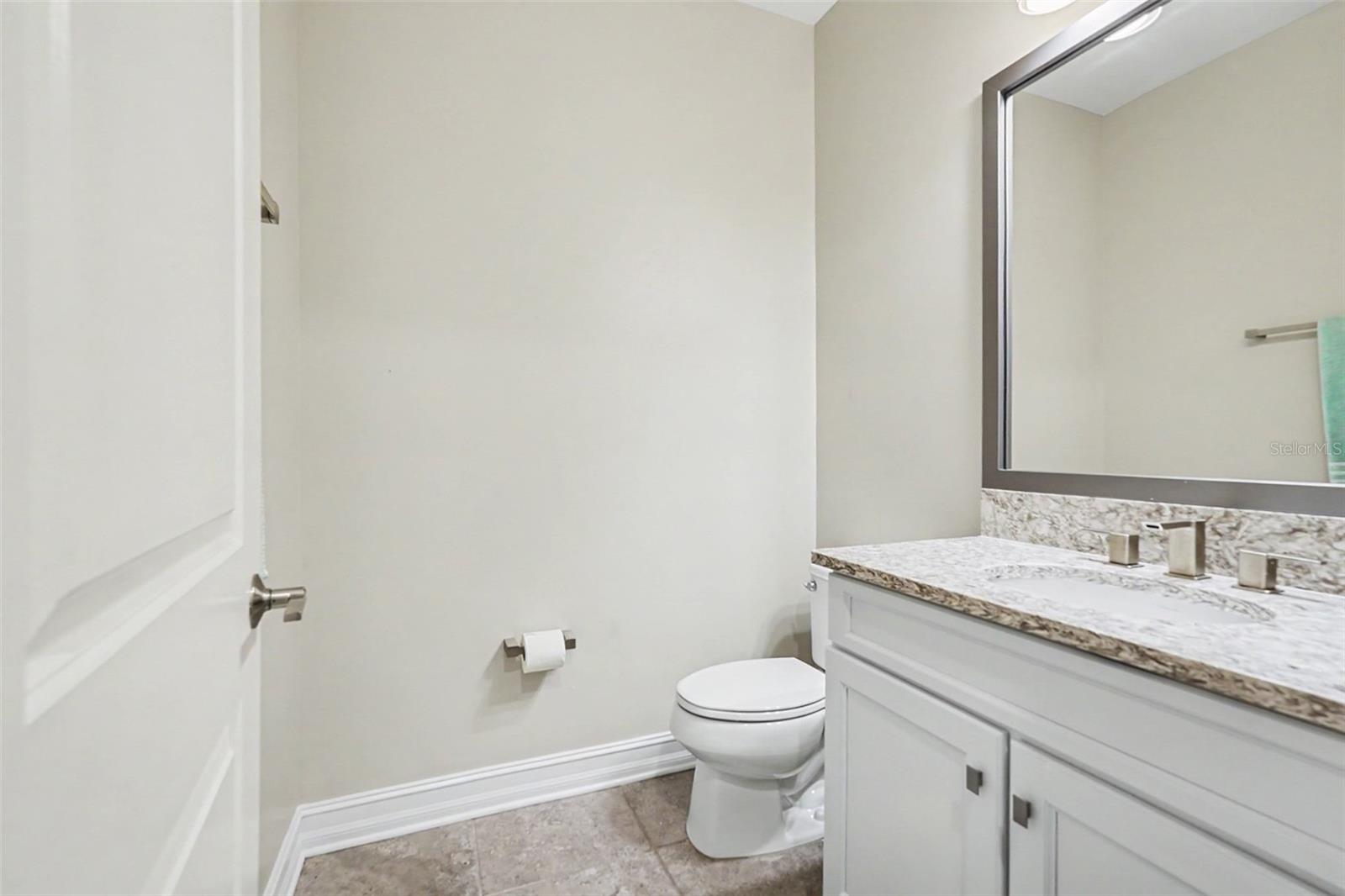 18213 PINE HAMMOCK BLVD, LUTZ, FL, 33548