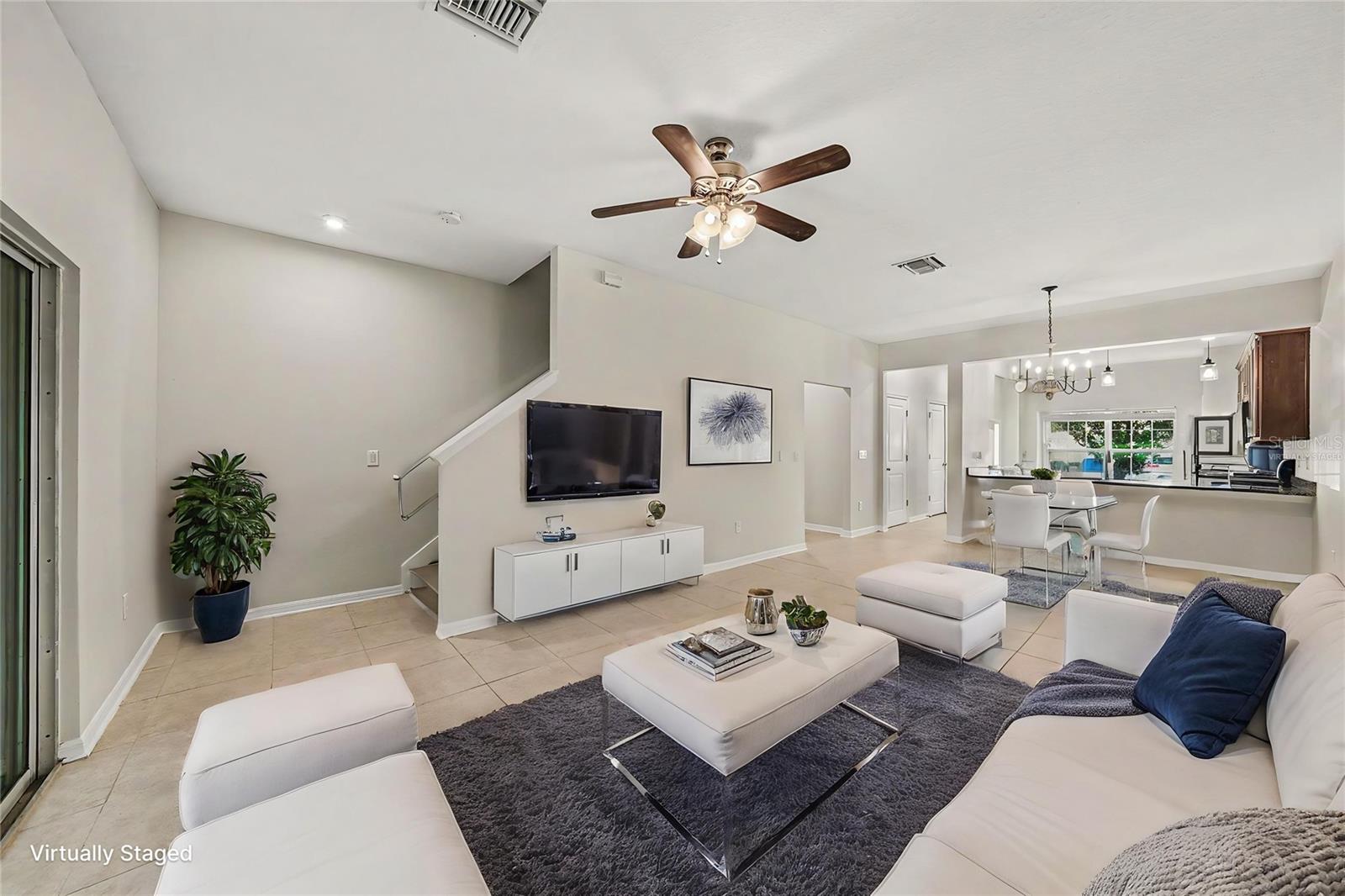 1124 HILLHURST DR, WESLEY CHAPEL, FL, 33543