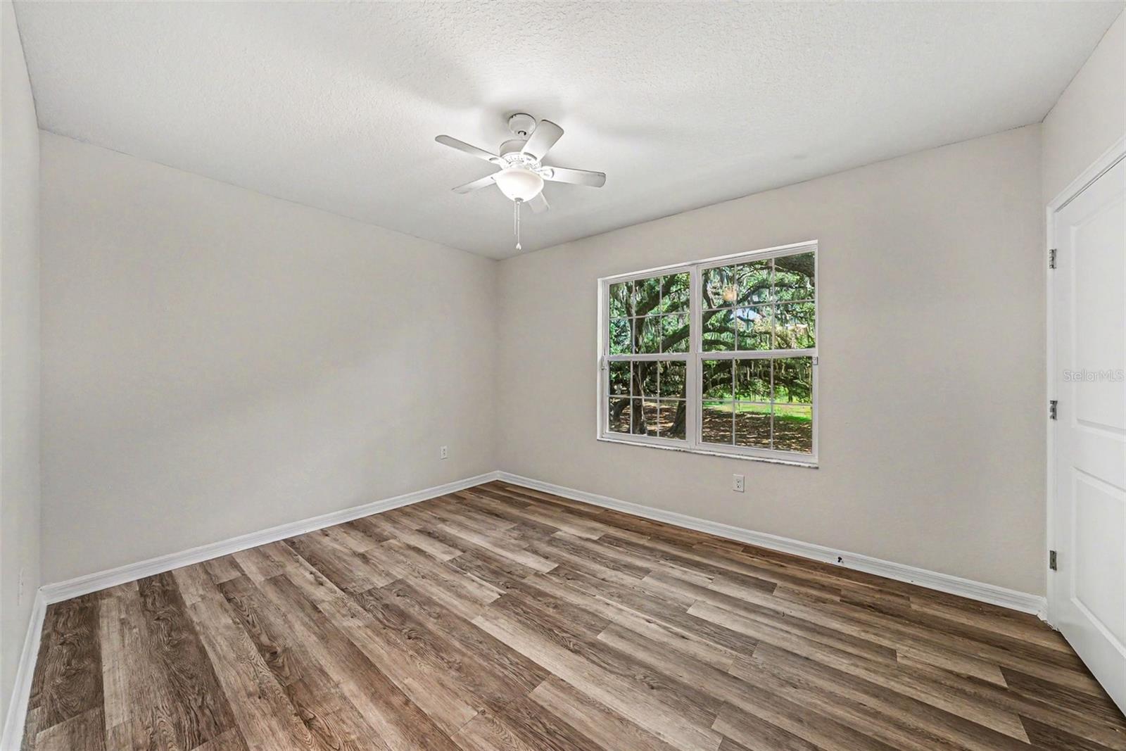 1124 HILLHURST DR, WESLEY CHAPEL, FL, 33543
