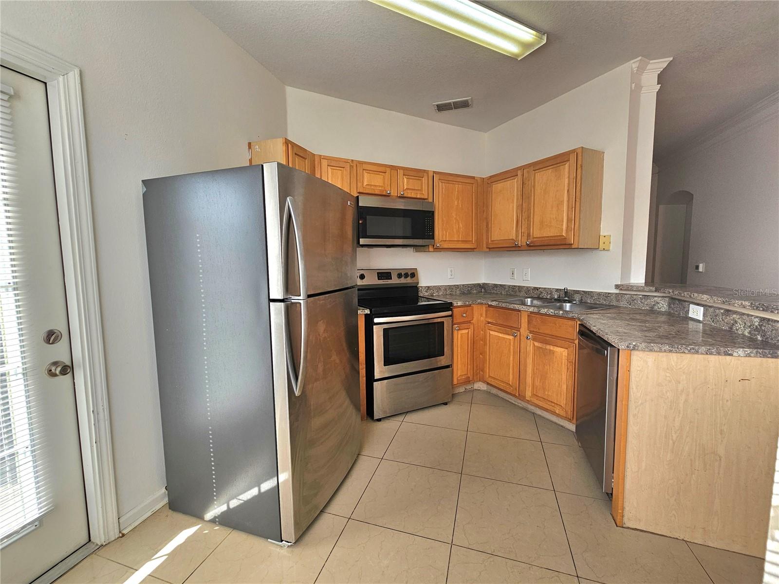 18058 VILLA CREEK DR #18058, TAMPA, FL, 33647
