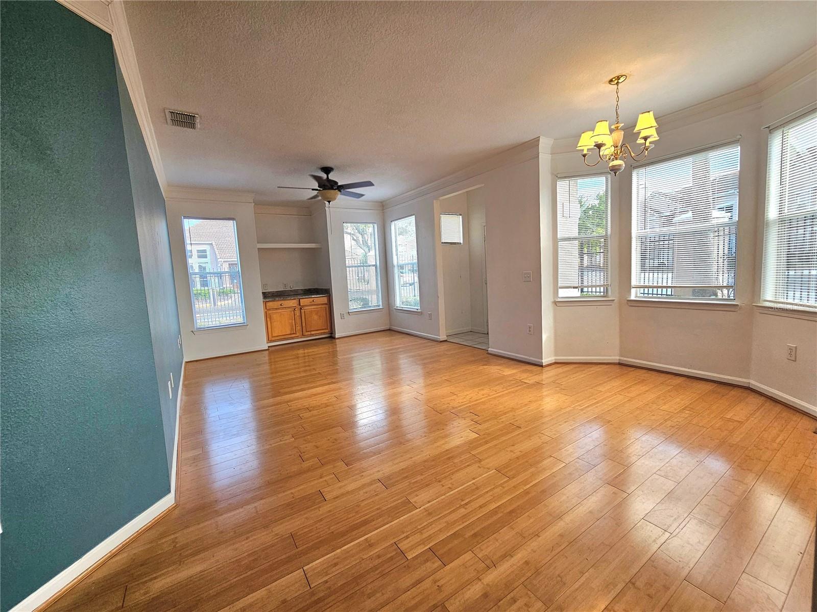 18058 VILLA CREEK DR #18058, TAMPA, FL, 33647