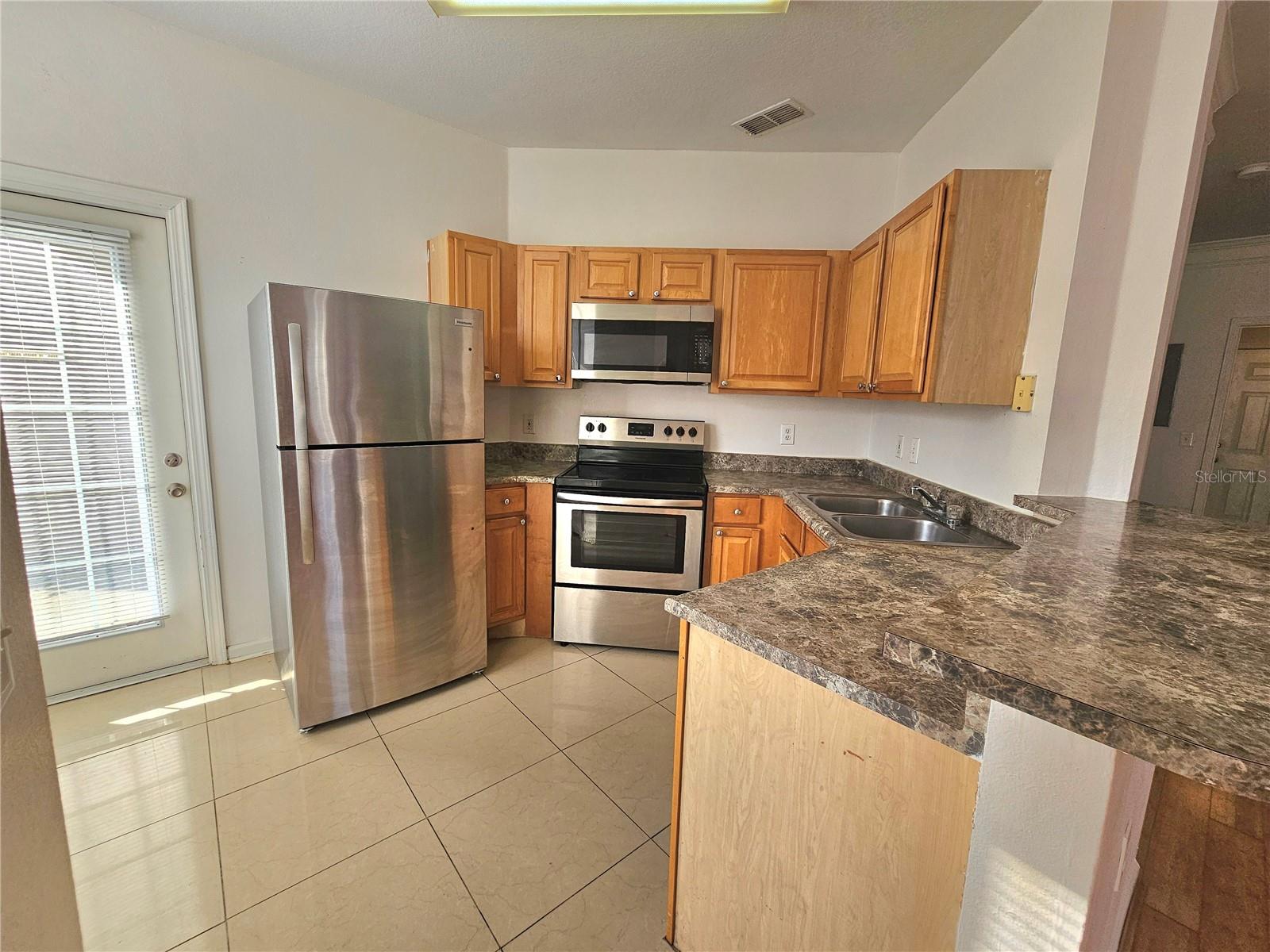 18058 VILLA CREEK DR #18058, TAMPA, FL, 33647