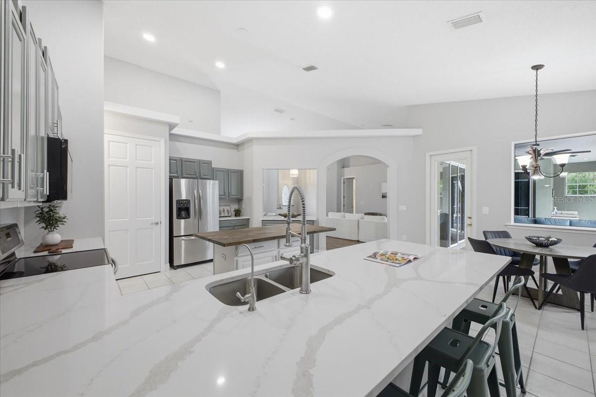 15107 3RD DR E, BRADENTON, FL, 34212