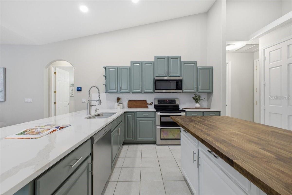 15107 3RD DR E, BRADENTON, FL, 34212