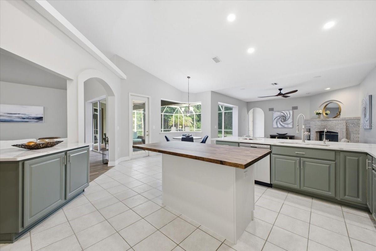 15107 3RD DR E, BRADENTON, FL, 34212