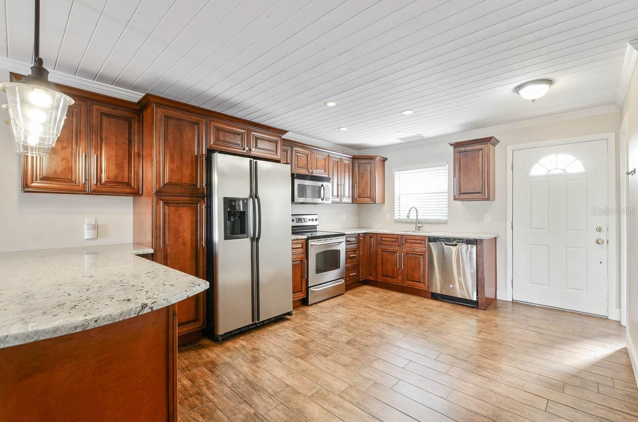 6506 ABACO DR #104, APOLLO BEACH, FL, 33572