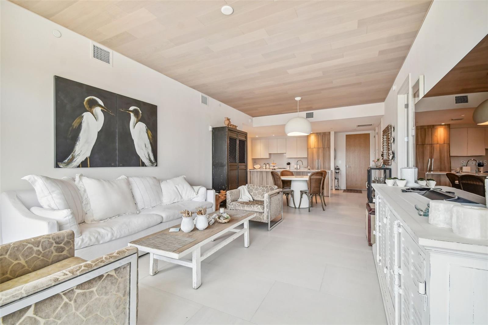 1020 SUNSET POINT RD #111, CLEARWATER, FL, 33755