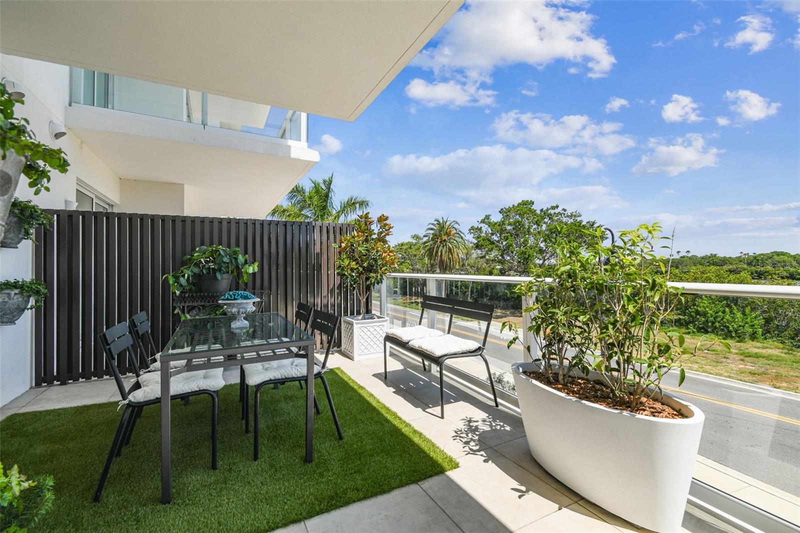 1020 SUNSET POINT RD #111, CLEARWATER, FL, 33755