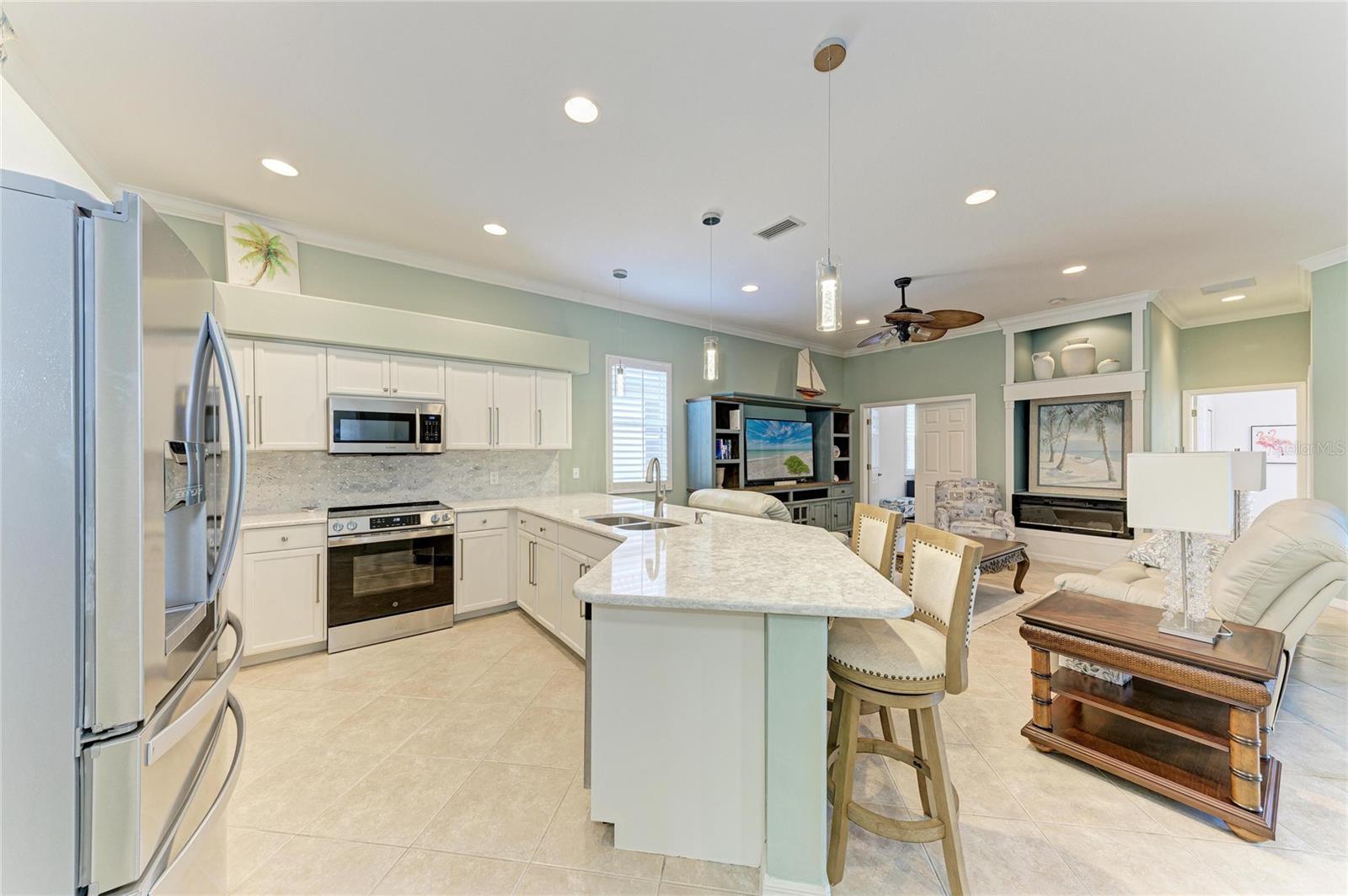 1920 COCONUT PALM CIR, NORTH PORT, FL, 34288