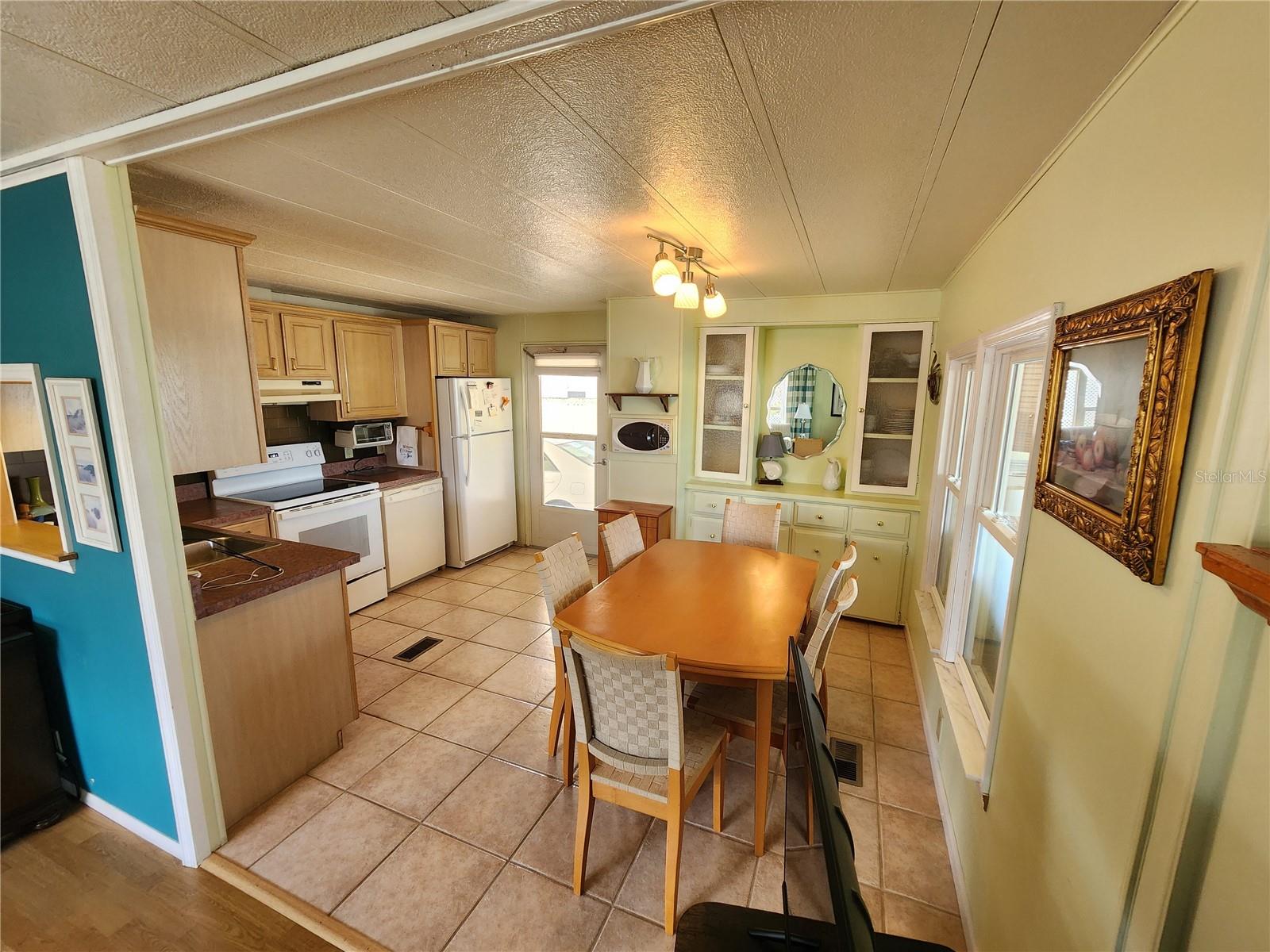 808 53RD AVE E #27, BRADENTON, FL, 34203