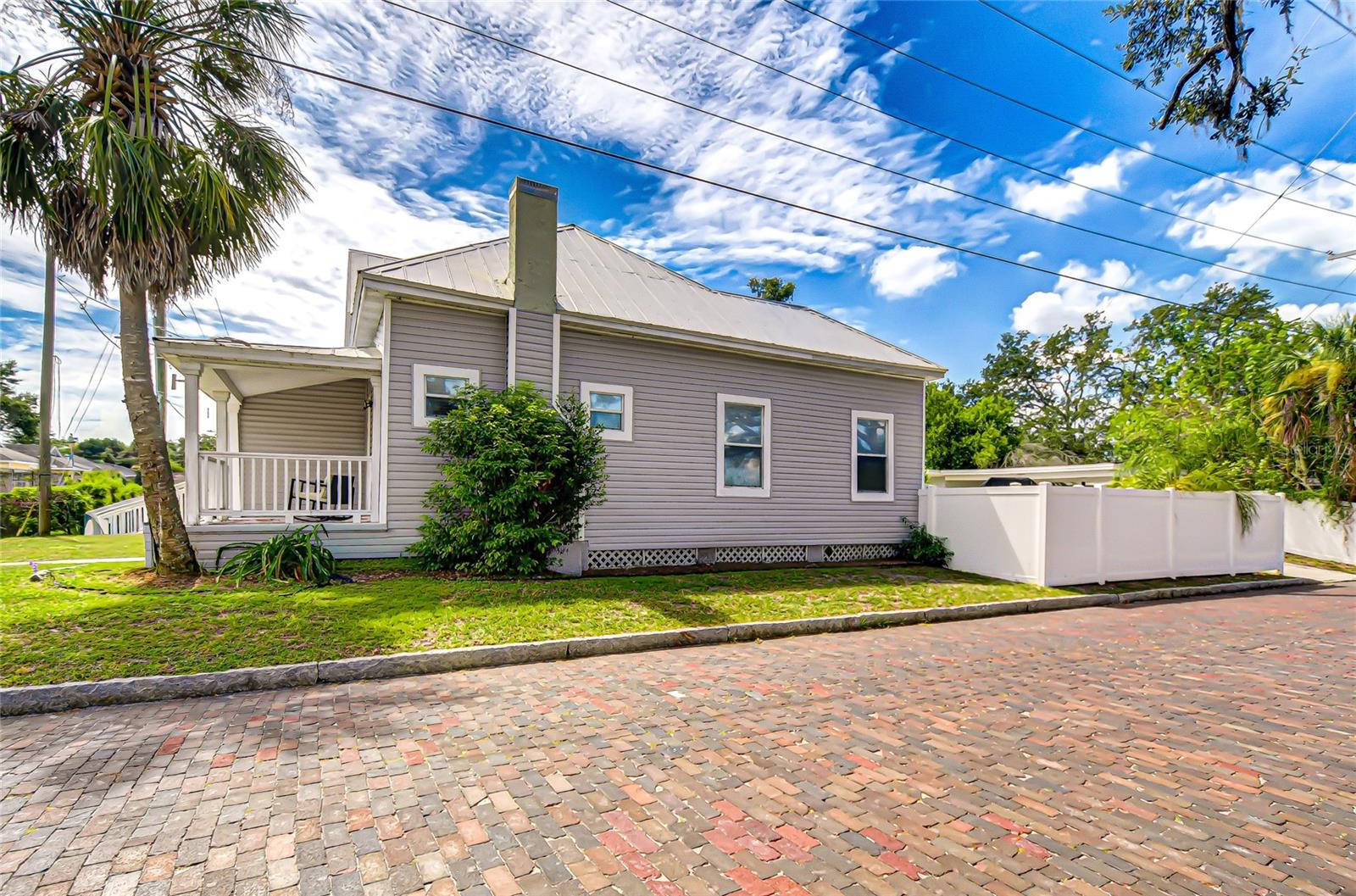 3120 N WOODROW AVE, TAMPA, FL, 33603