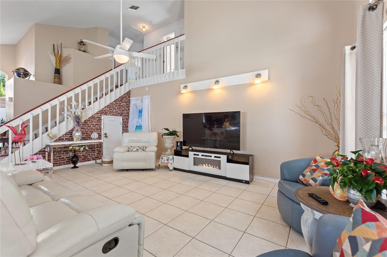 963 DOWNING CIR, DAVENPORT, FL, 33897
