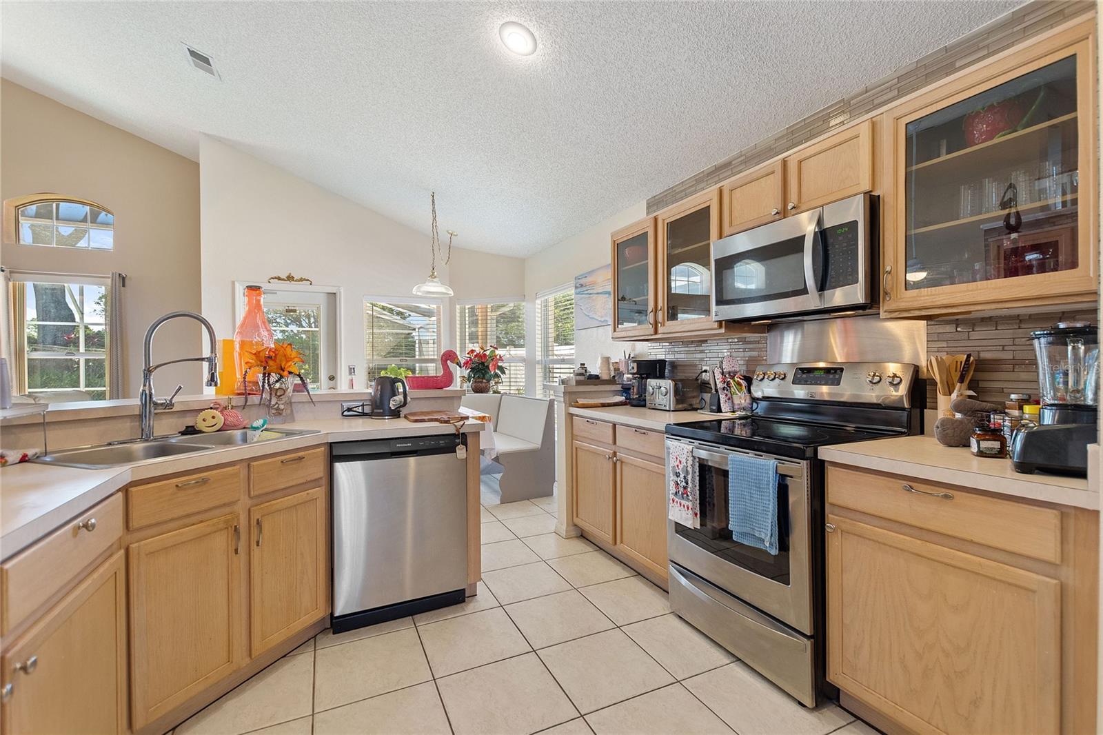 963 DOWNING CIR, DAVENPORT, FL, 33897