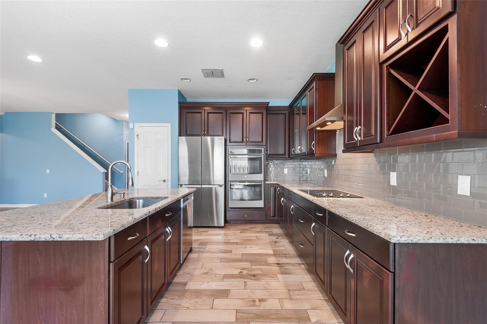 19064 ROSEATE DR, LUTZ, FL, 33558