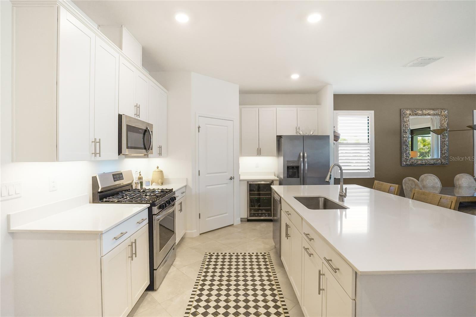5238 CORAL REEF WAY, BRADENTON, FL, 34211