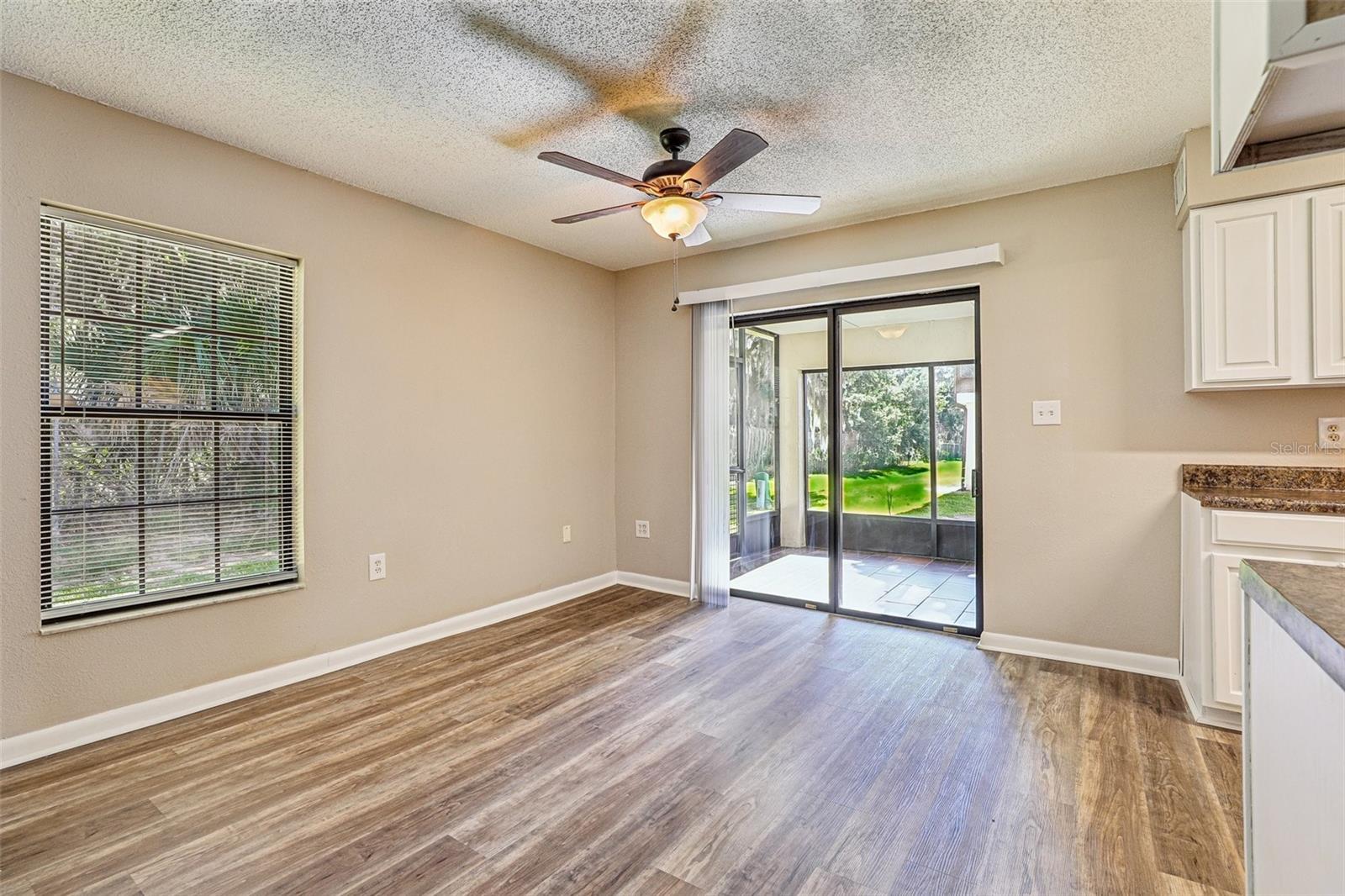 100 E OAK TERRACE DR #D2, LEESBURG, FL, 34748