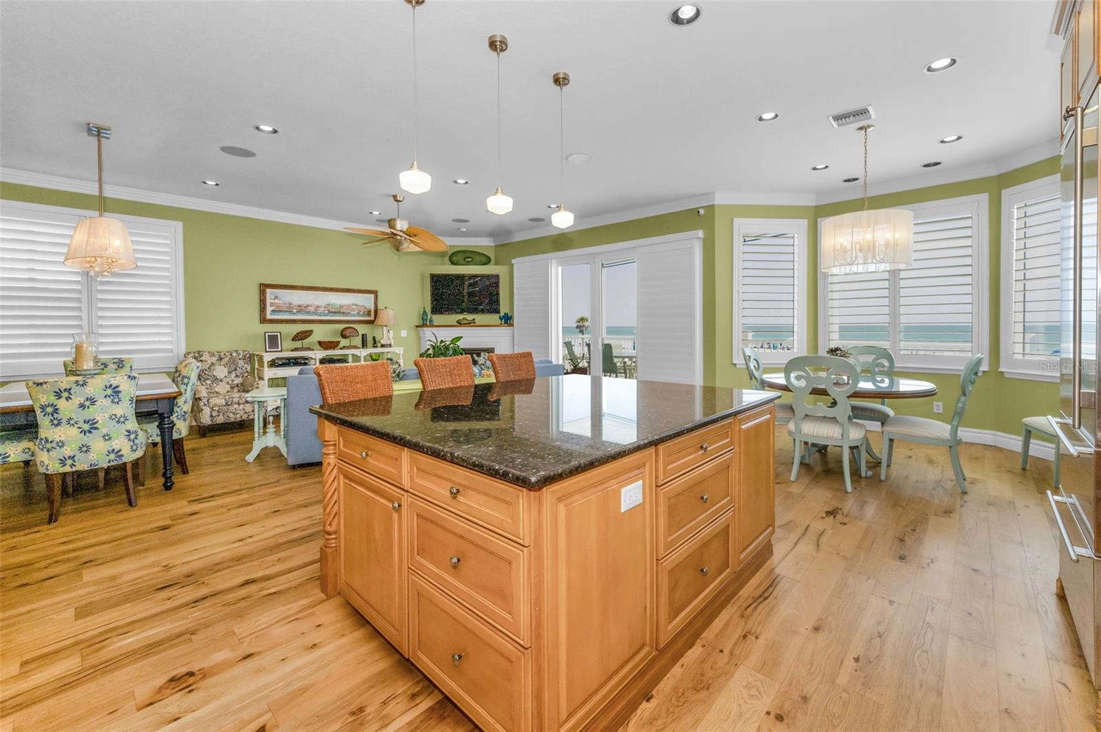 13303 GULF LN, MADEIRA BEACH, FL, 33708