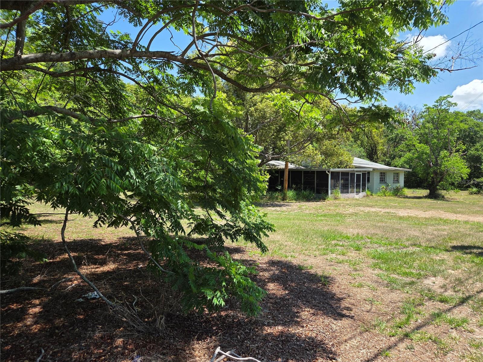 3810 E LUMSDEN RD, VALRICO, FL, 33594