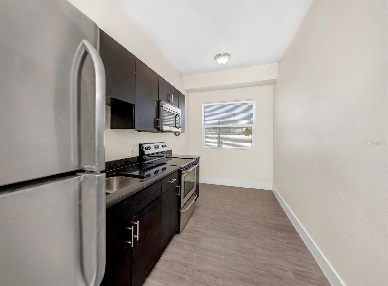409 8TH ST N #8, ST PETERSBURG, FL, 33701