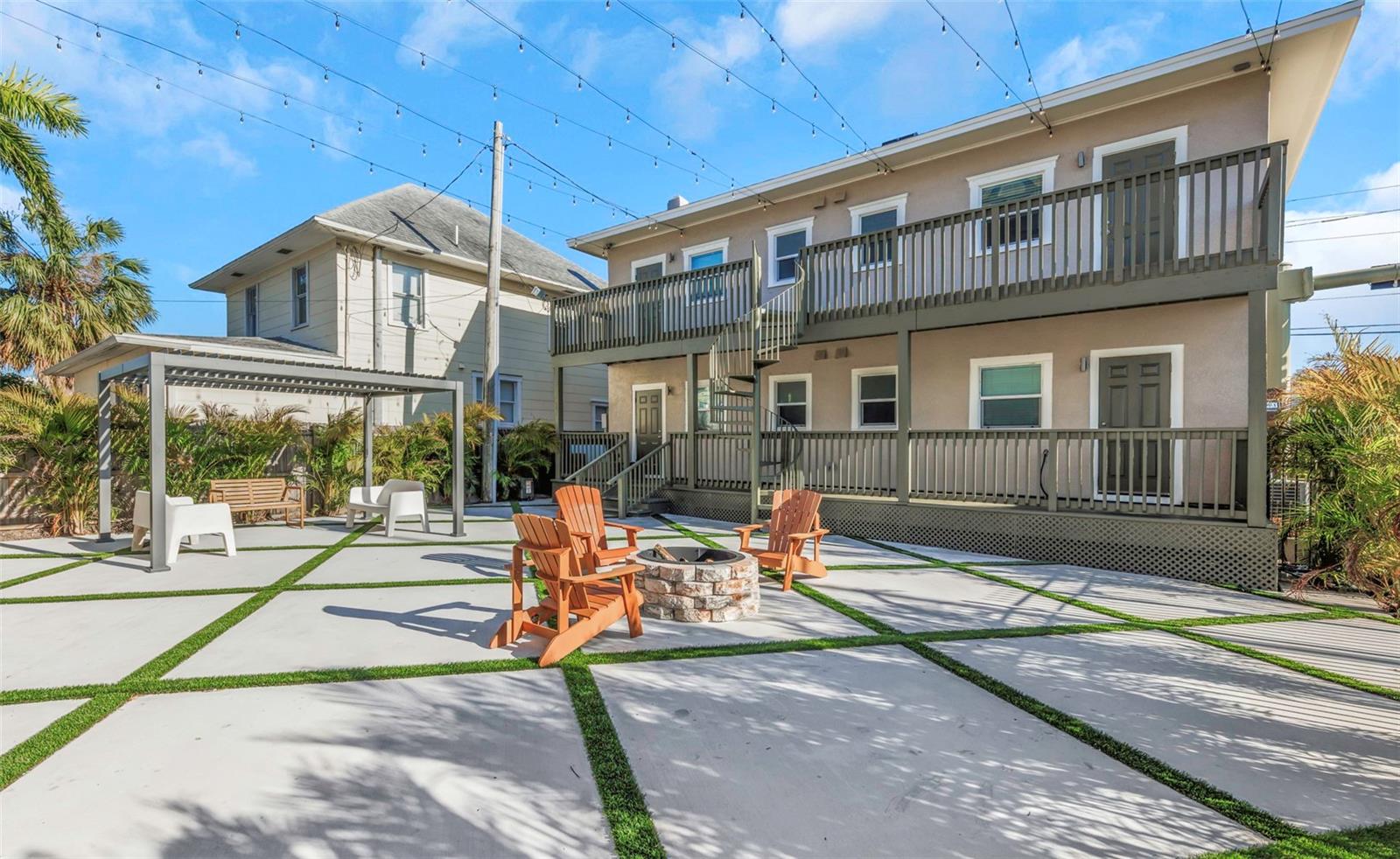 409 8TH ST N #8, ST PETERSBURG, FL, 33701