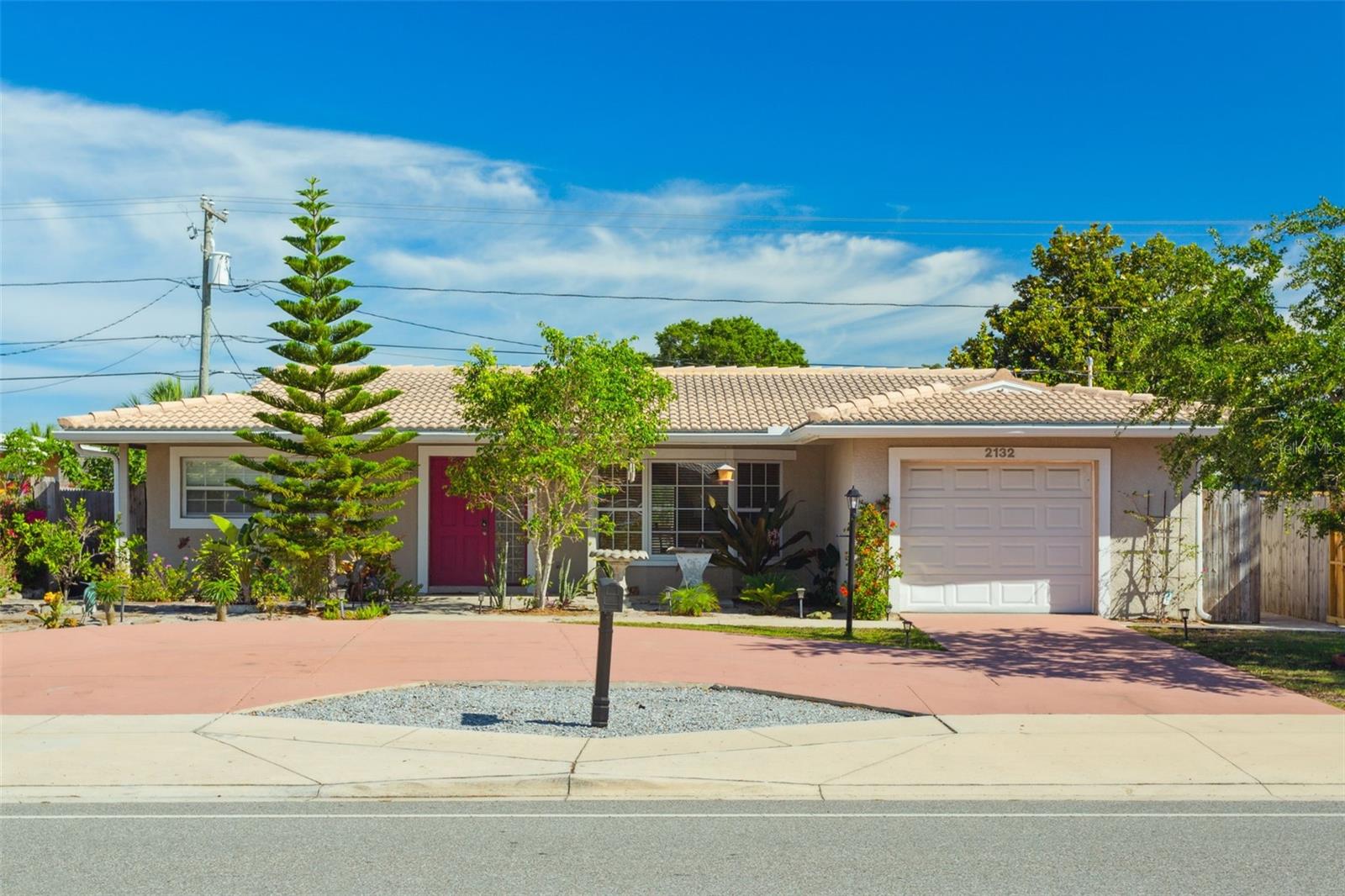 2132 GREENBRIAR BLVD, CLEARWATER, FL, 33763