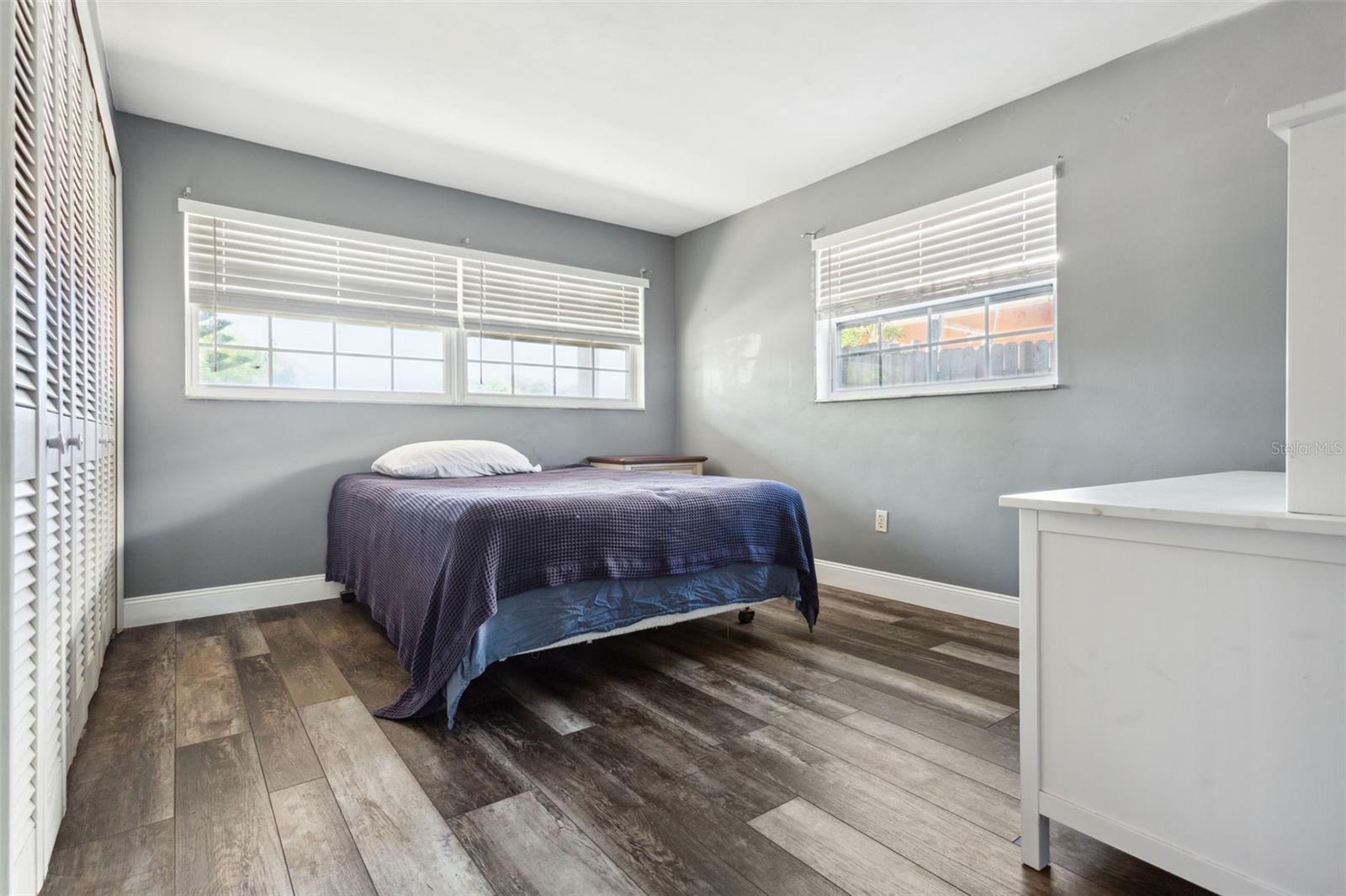 2132 GREENBRIAR BLVD, CLEARWATER, FL, 33763