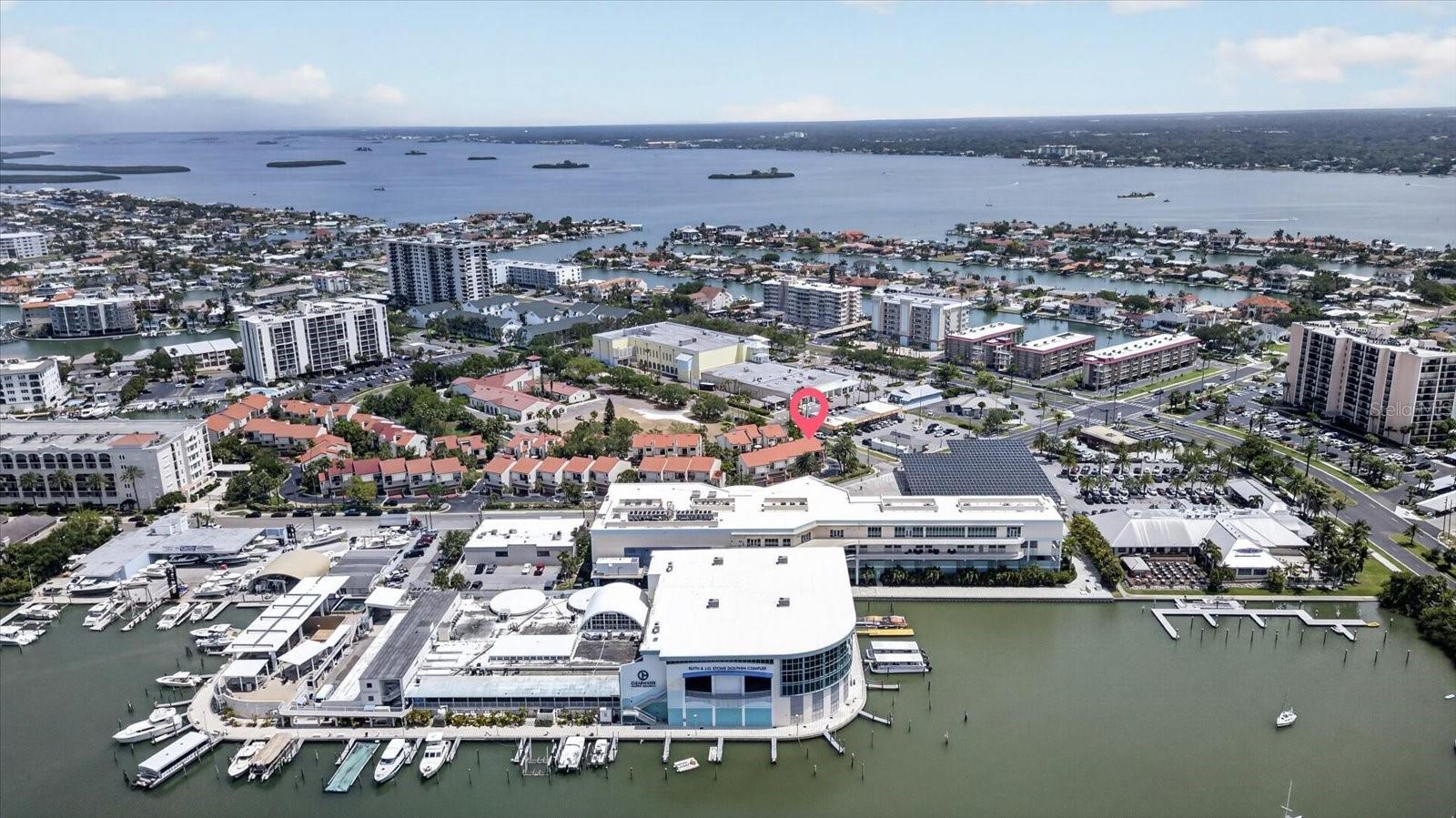240 WINDWARD PSGE #1004, CLEARWATER BEACH, FL, 33767