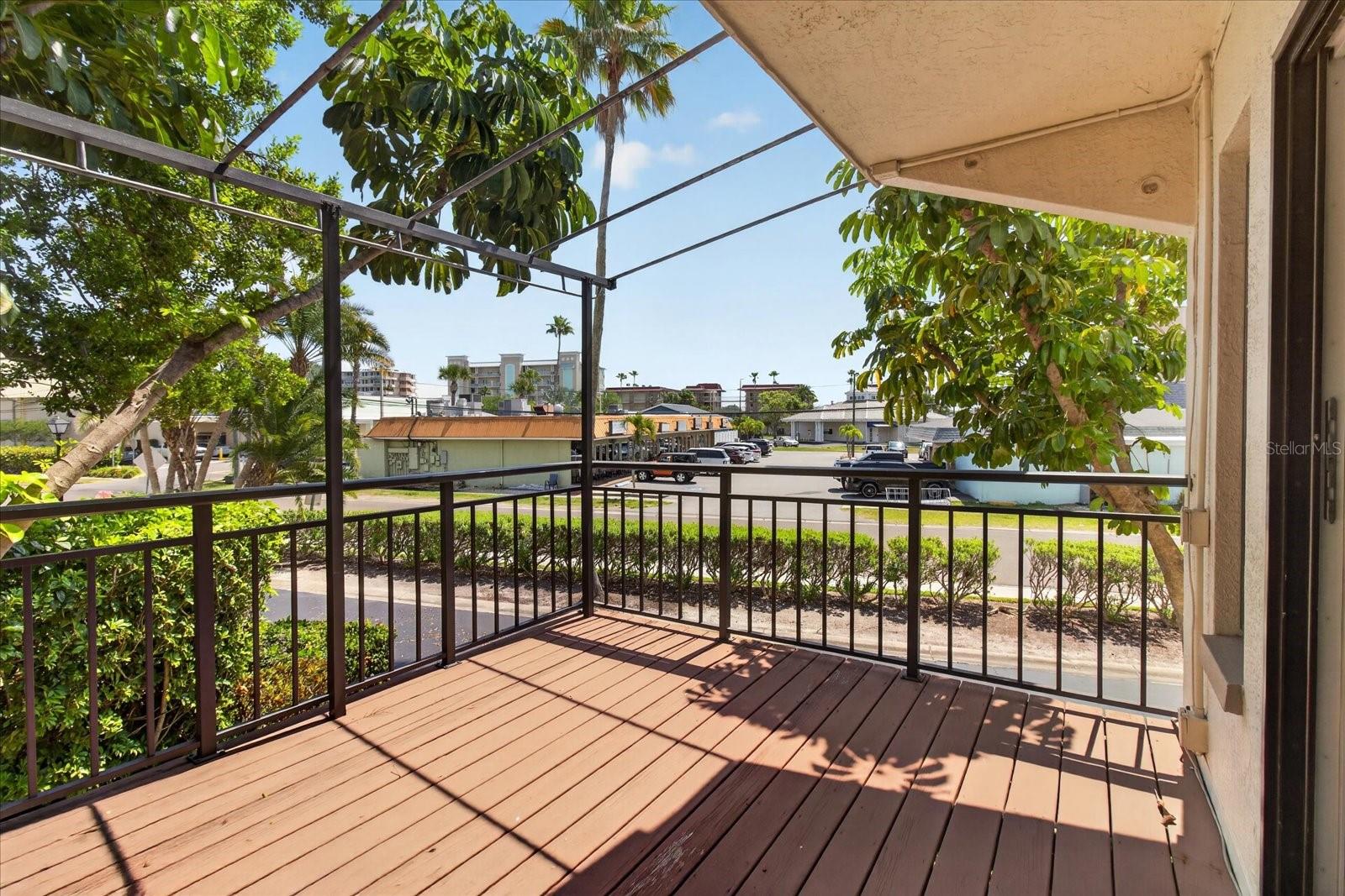 240 WINDWARD PSGE #1004, CLEARWATER BEACH, FL, 33767