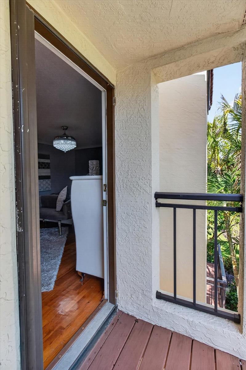 240 WINDWARD PSGE #1004, CLEARWATER BEACH, FL, 33767