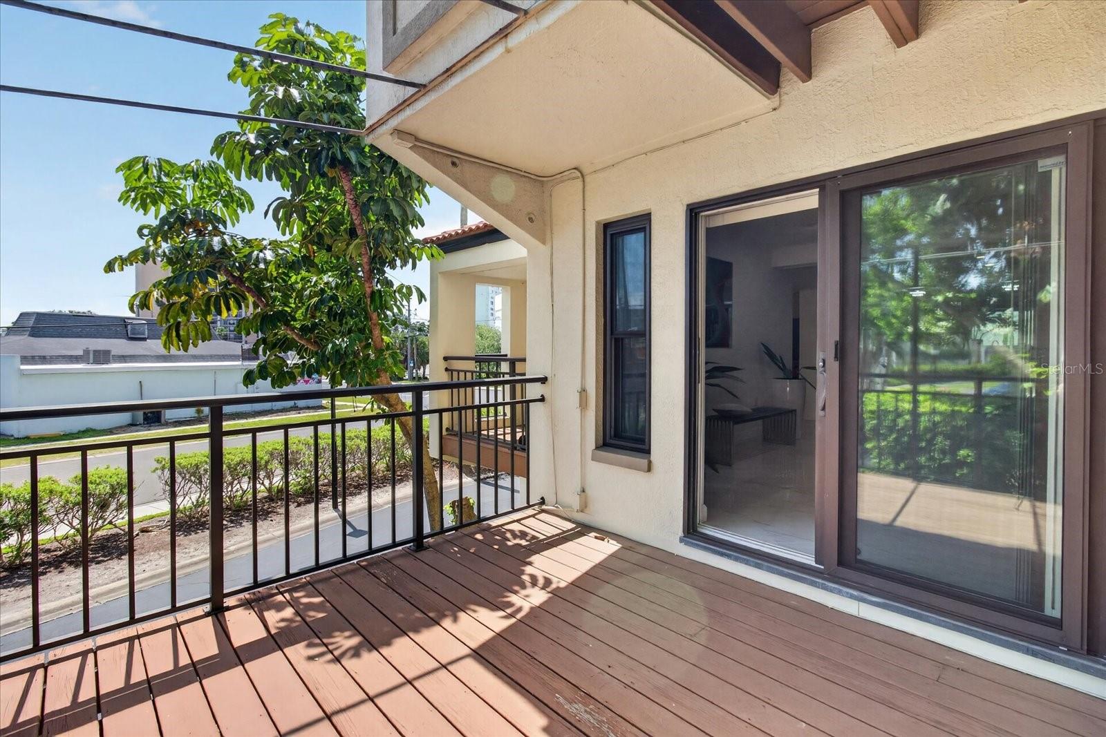 240 WINDWARD PSGE #1004, CLEARWATER BEACH, FL, 33767
