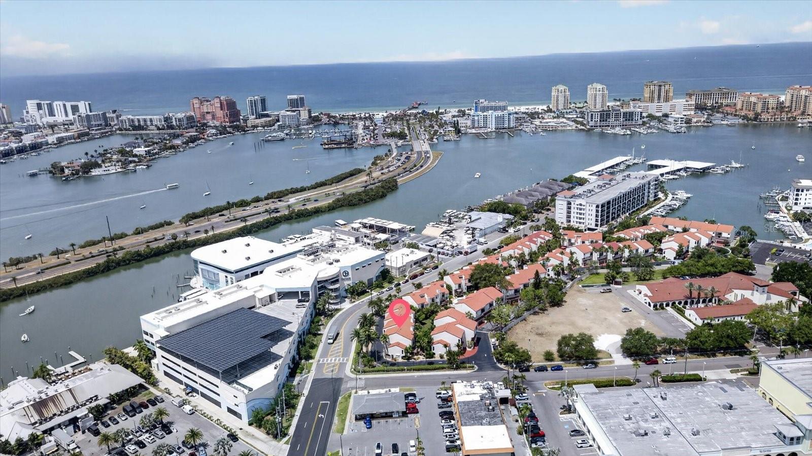 240 WINDWARD PSGE #1004, CLEARWATER BEACH, FL, 33767