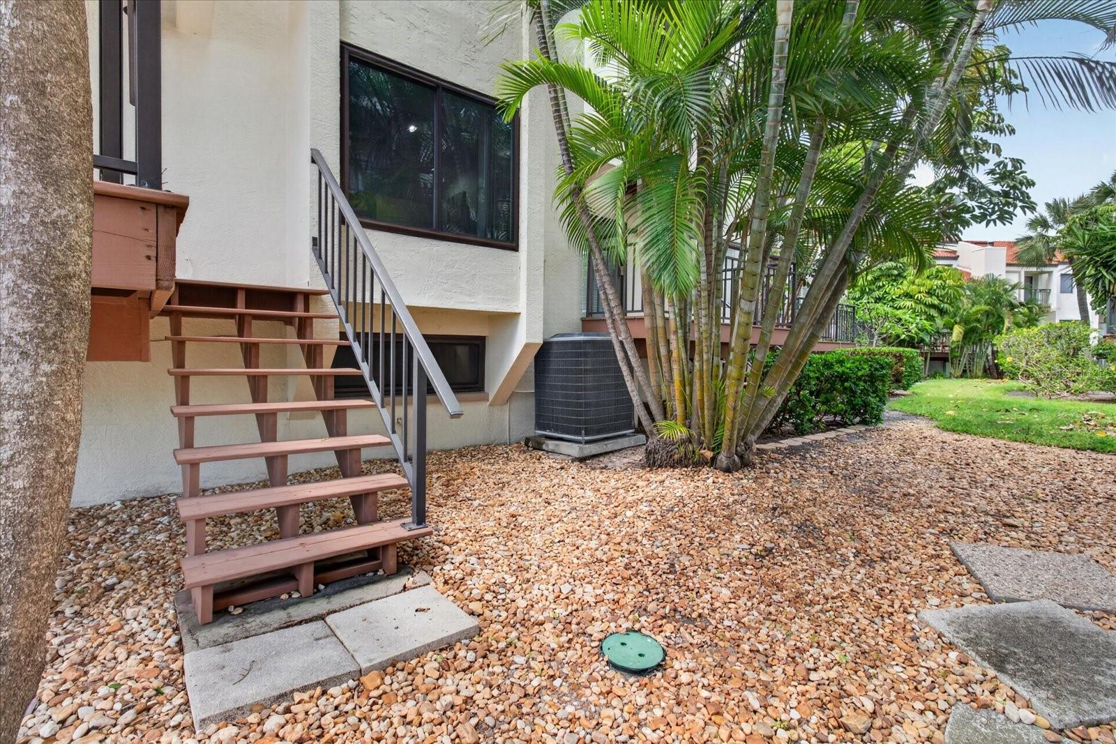 240 WINDWARD PSGE #1004, CLEARWATER BEACH, FL, 33767
