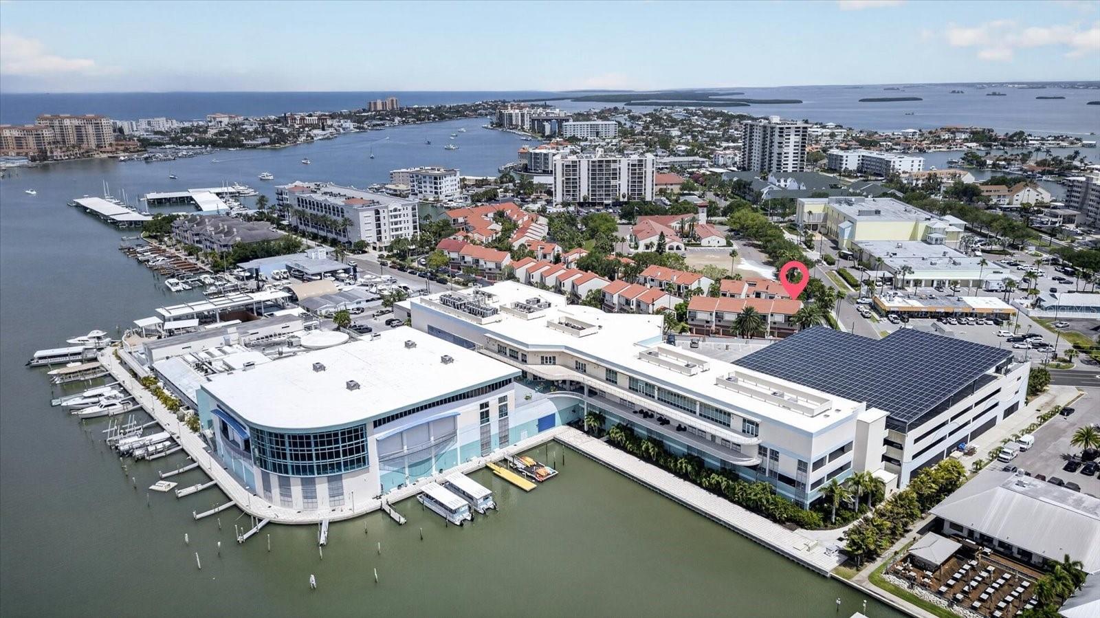 240 WINDWARD PSGE #1004, CLEARWATER BEACH, FL, 33767