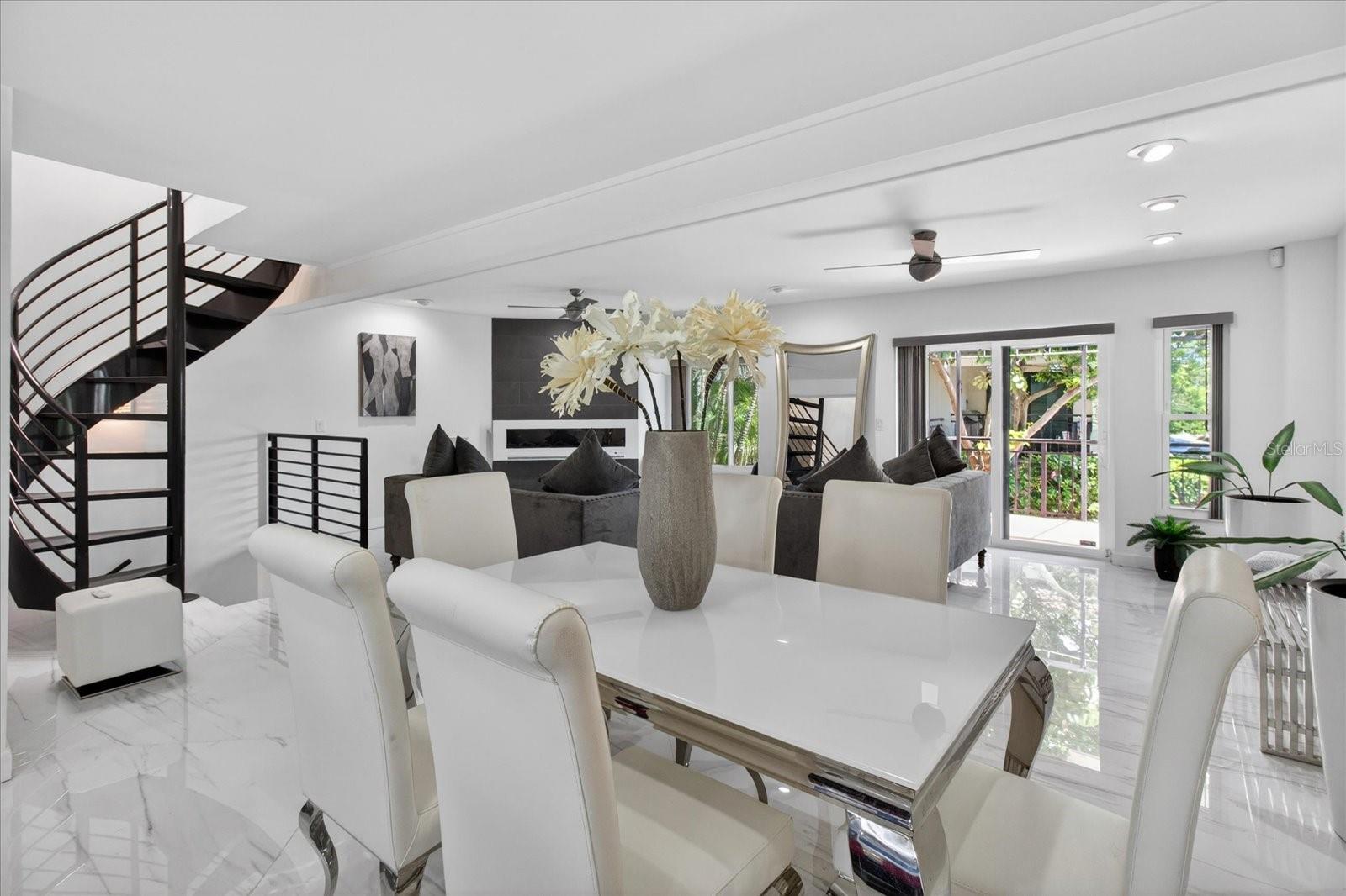 240 WINDWARD PSGE #1004, CLEARWATER BEACH, FL, 33767