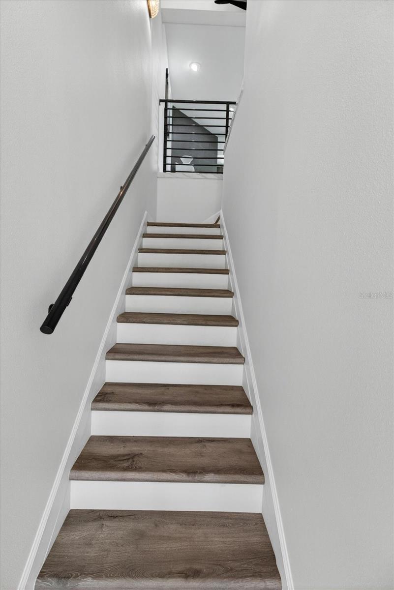 240 WINDWARD PSGE #1004, CLEARWATER BEACH, FL, 33767