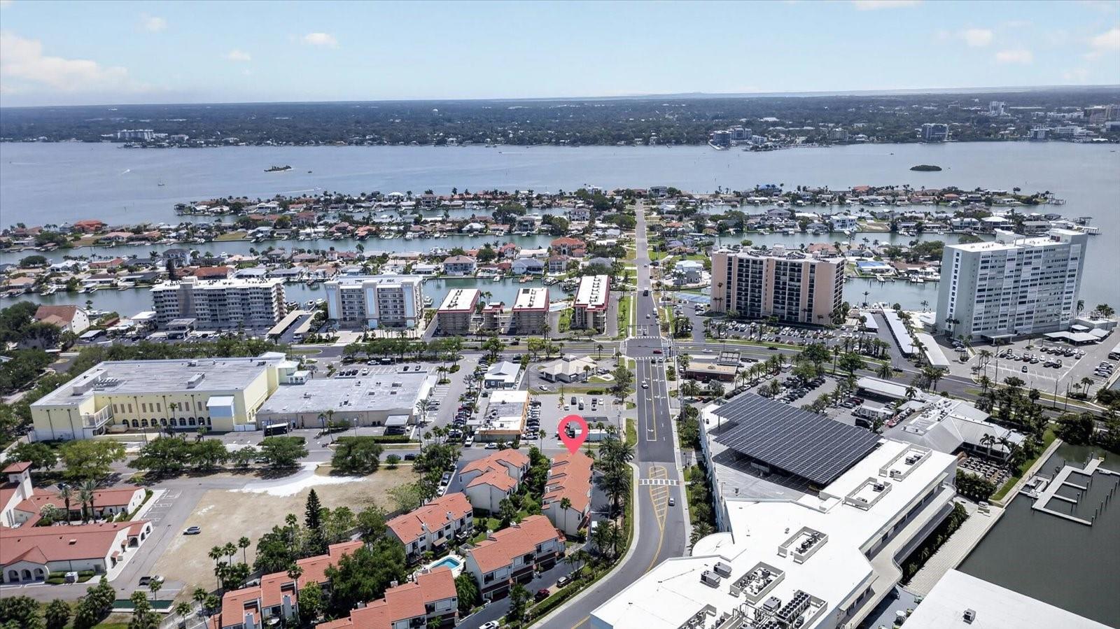 240 WINDWARD PSGE #1004, CLEARWATER BEACH, FL, 33767