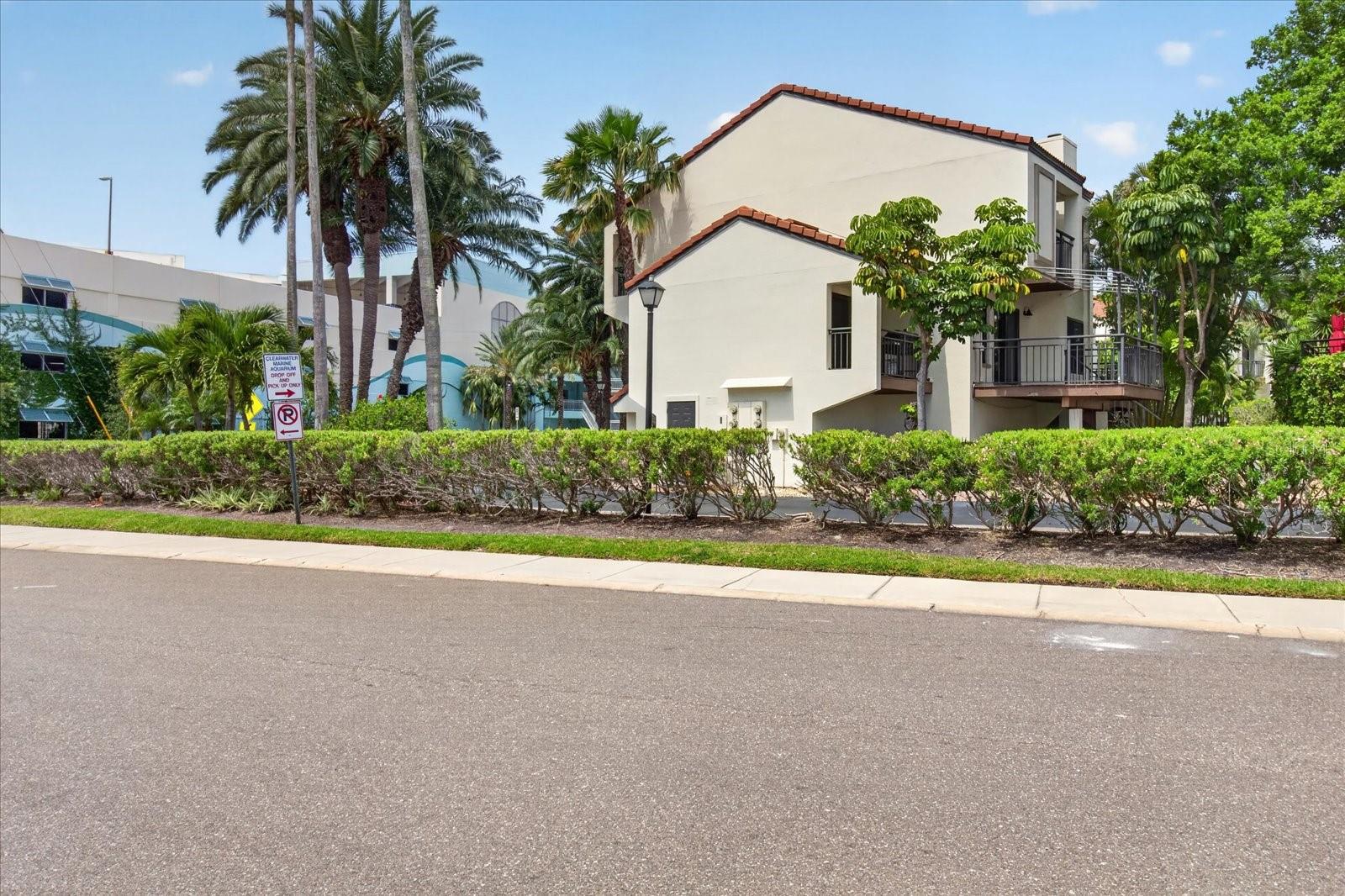 240 WINDWARD PSGE #1004, CLEARWATER BEACH, FL, 33767
