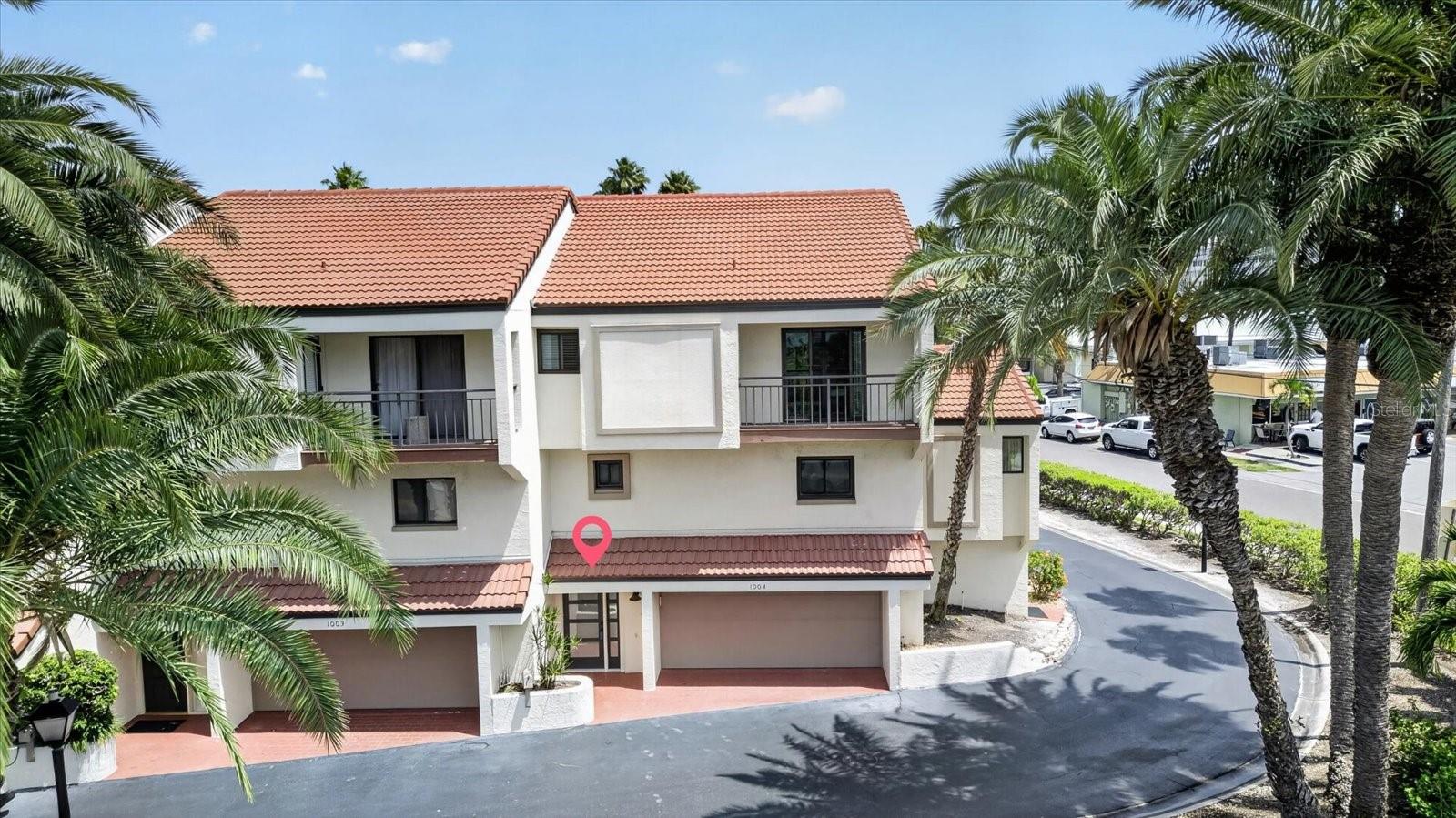 240 WINDWARD PSGE #1004, CLEARWATER BEACH, FL, 33767