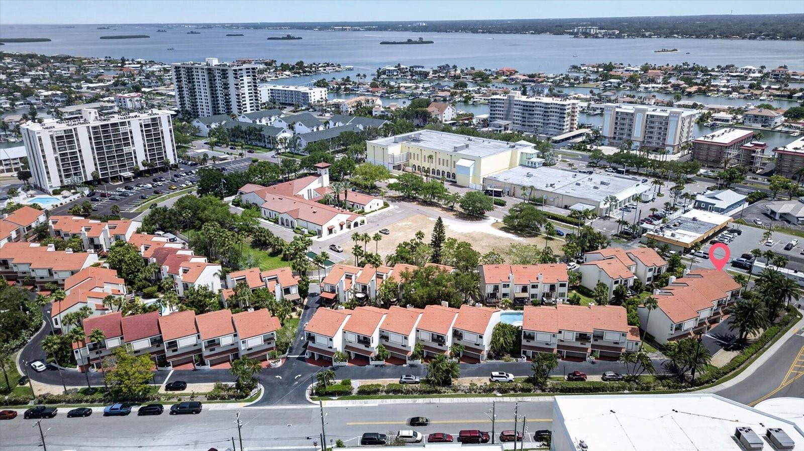 240 WINDWARD PSGE #1004, CLEARWATER BEACH, FL, 33767