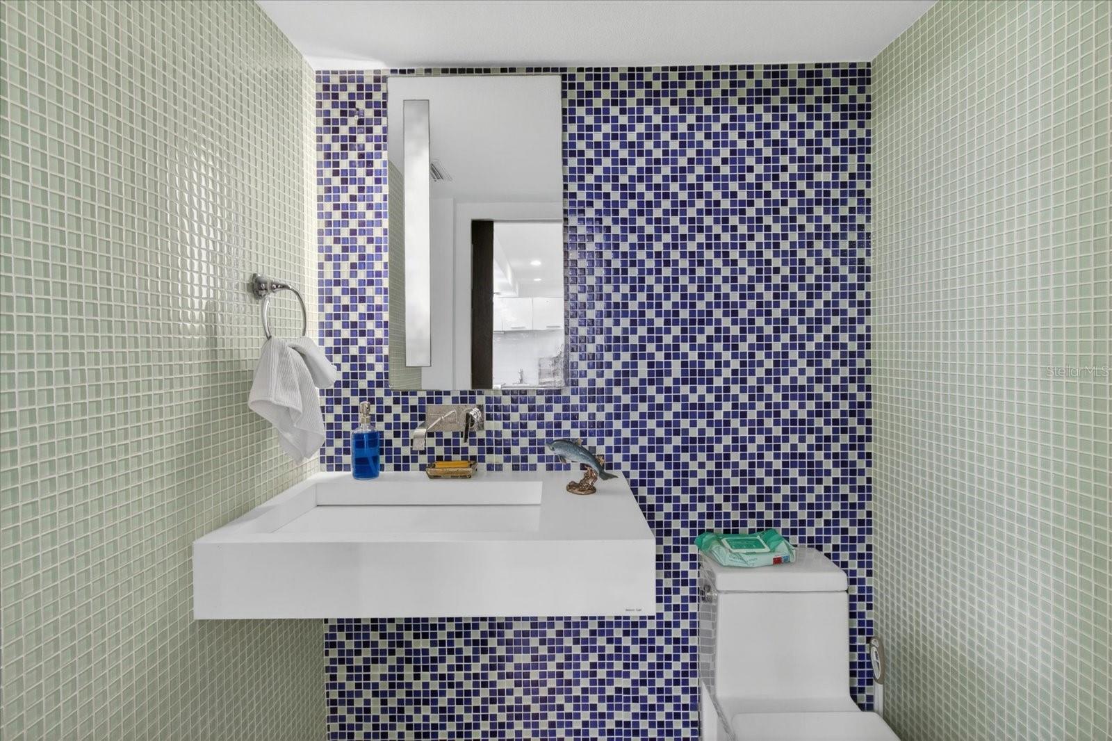 240 WINDWARD PSGE #1004, CLEARWATER BEACH, FL, 33767