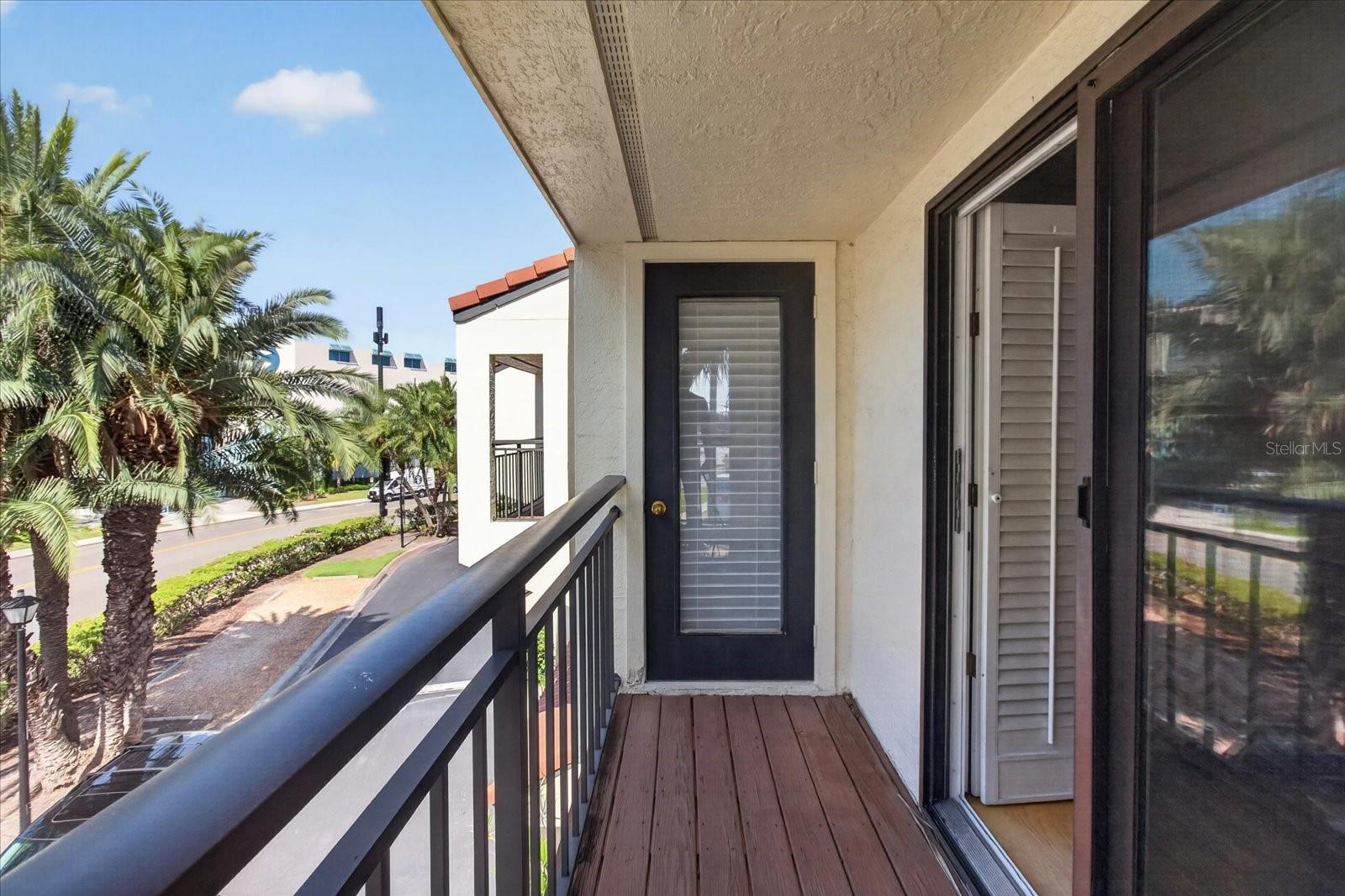 240 WINDWARD PSGE #1004, CLEARWATER BEACH, FL, 33767