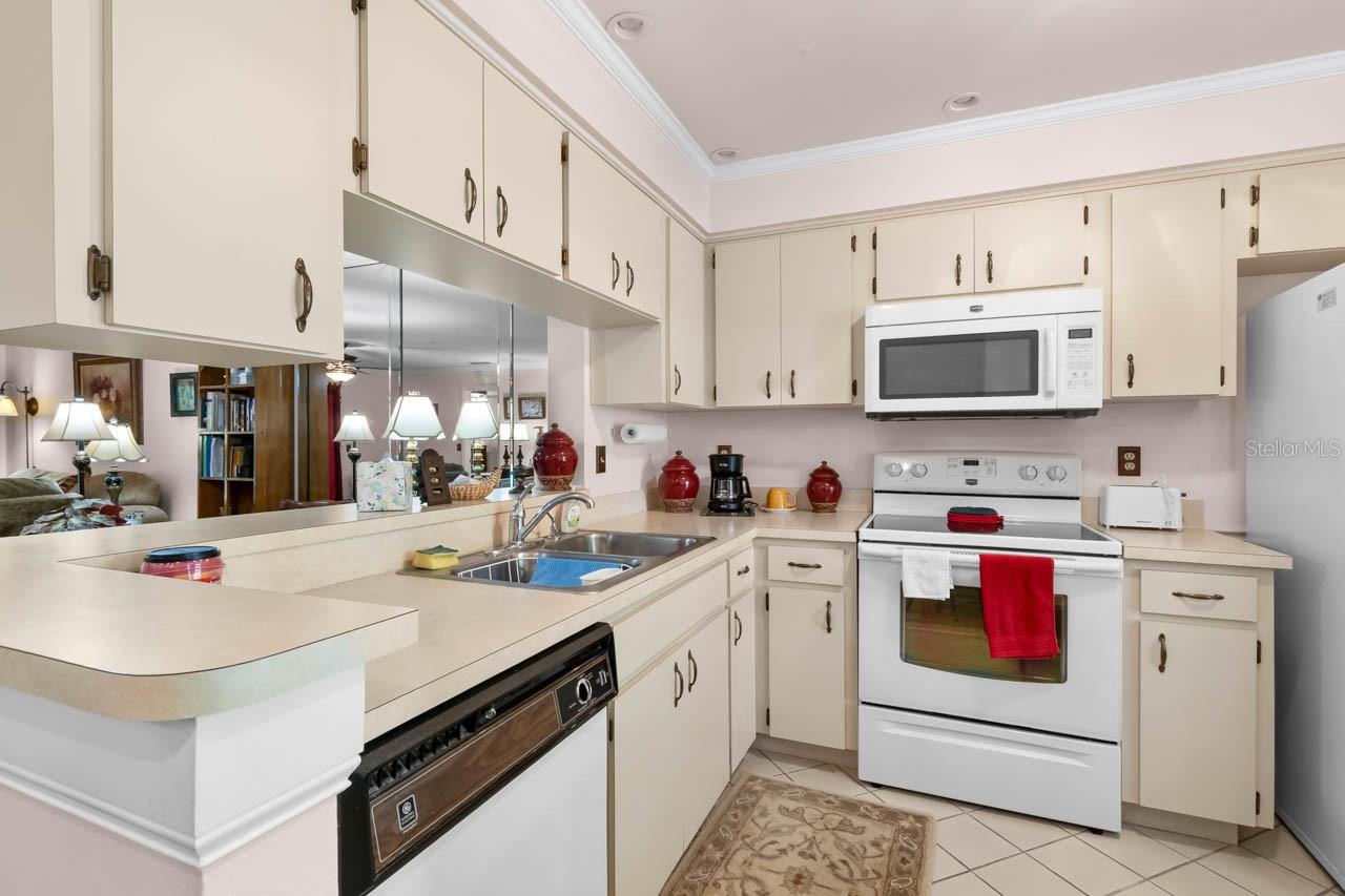 324 KELSEY WAY #4, SUN CITY CENTER, FL, 33573